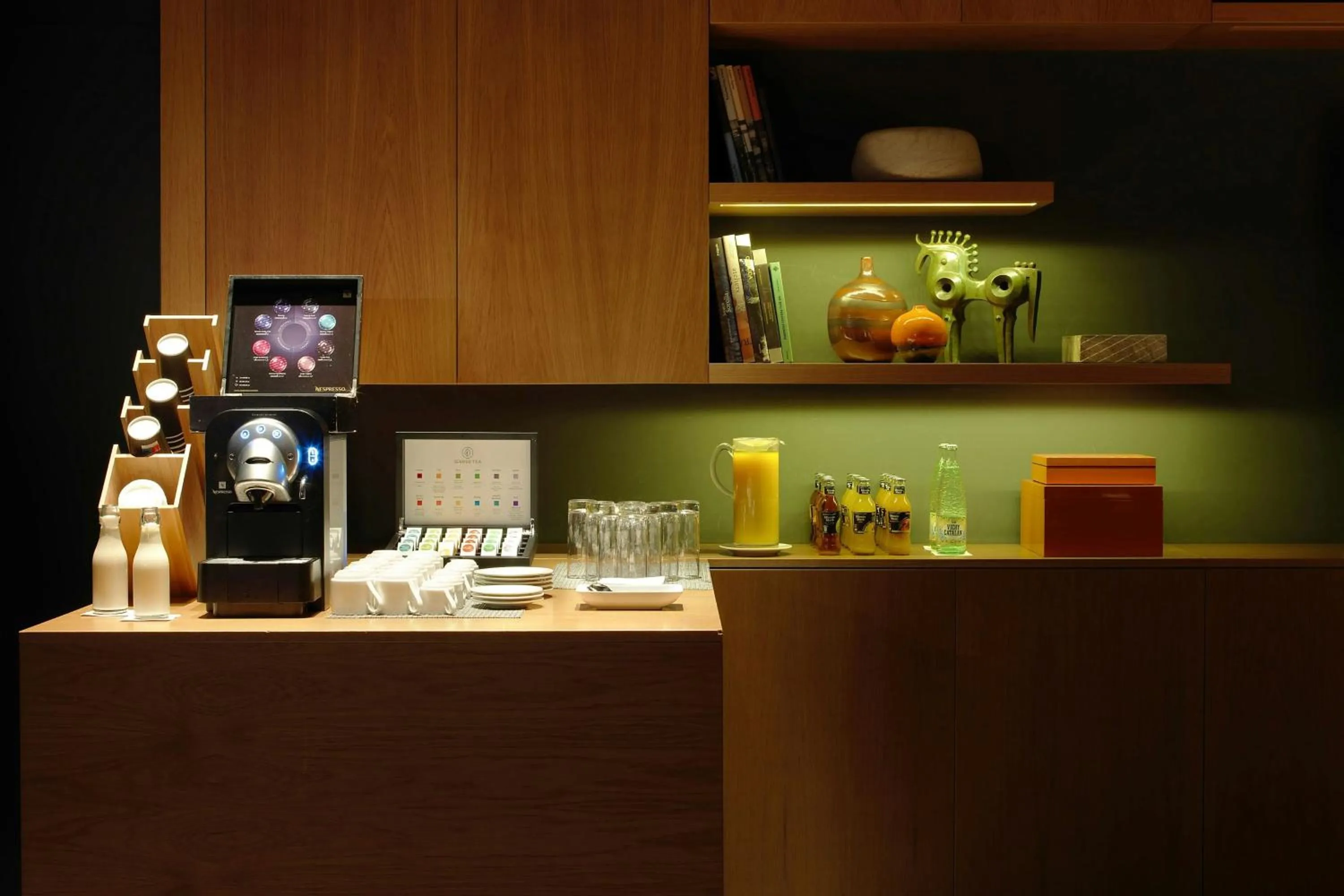 Meeting/conference room in Renaissance Barcelona Fira Hotel