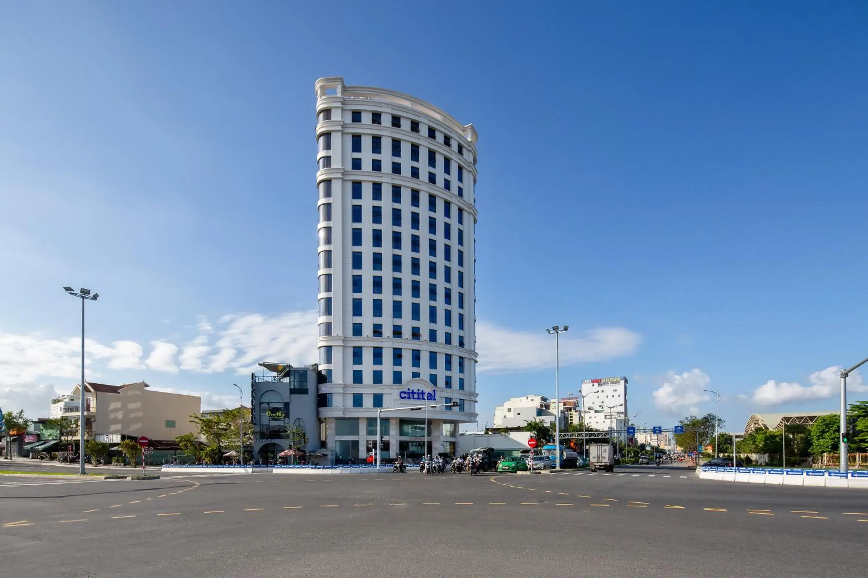 Property building in Grand Citiview Da Nang Hotel Property building in Grand Citiview Da Nang Hotel