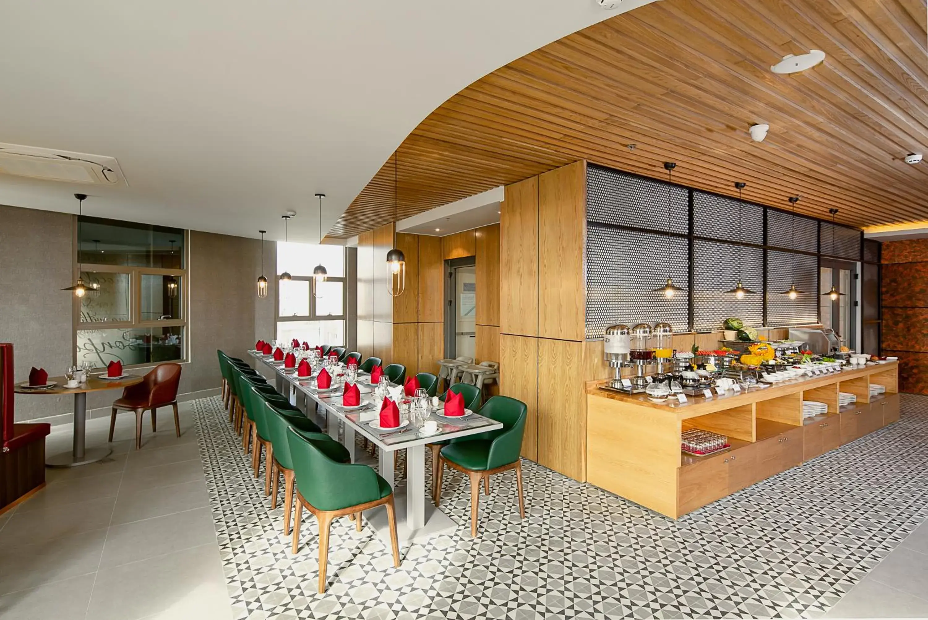 Restaurant/places to eat in Grand Citiview Da Nang Hotel Restaurant/places to eat in Grand Citiview Da Nang Hotel