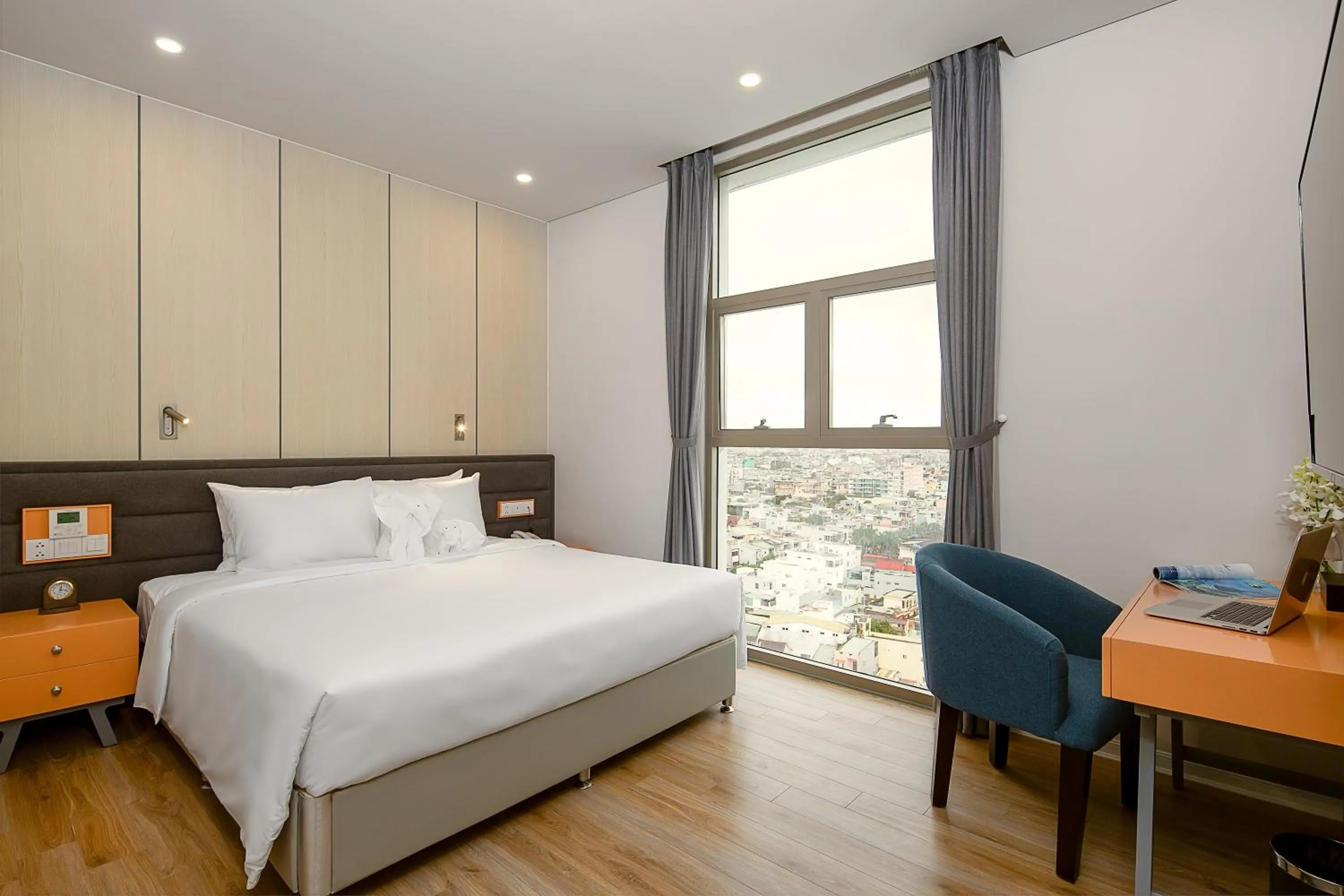 Bedroom, Bed in Grand Citiview Da Nang Hotel