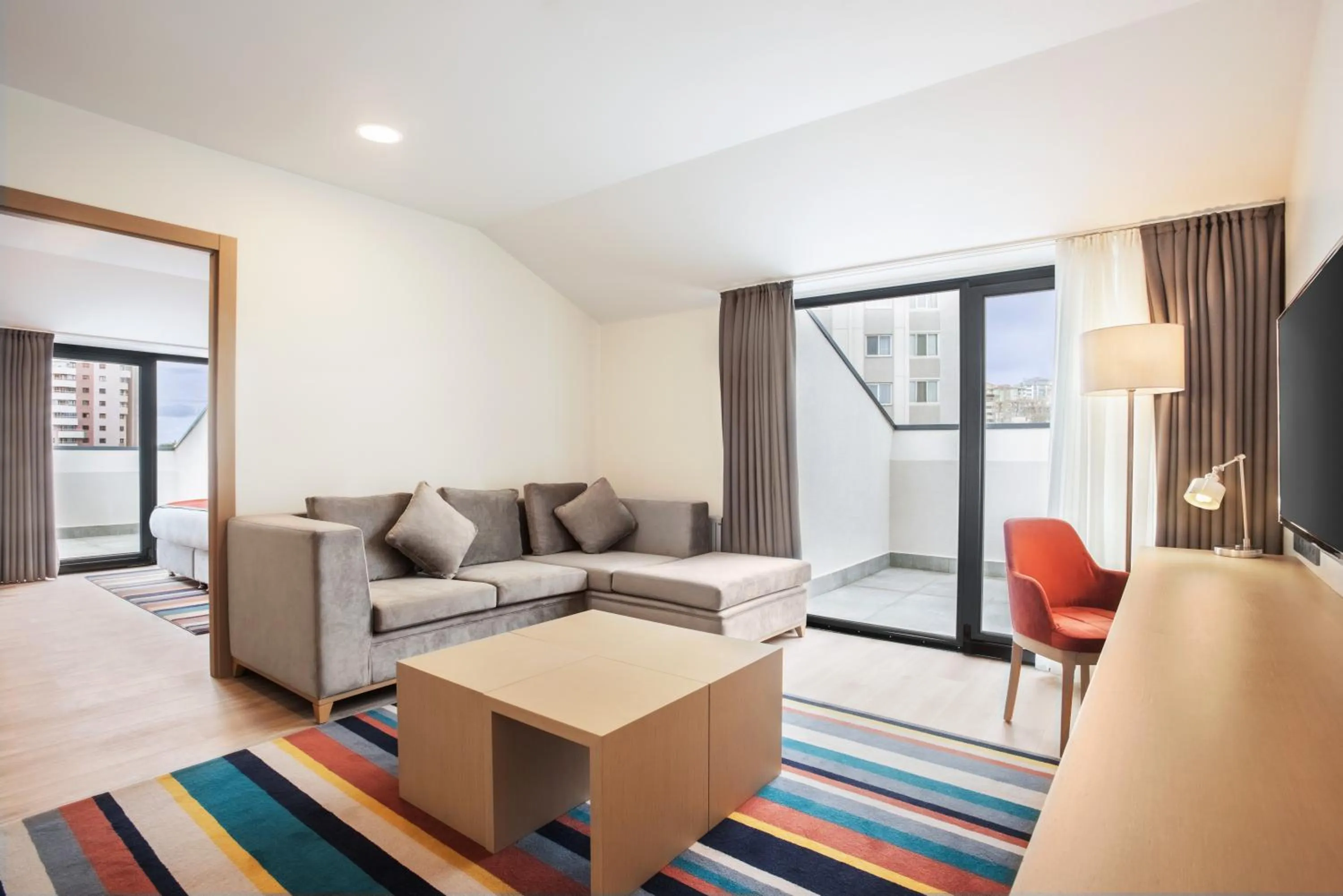 Living room in TRYP by Wyndham Ankara Oran