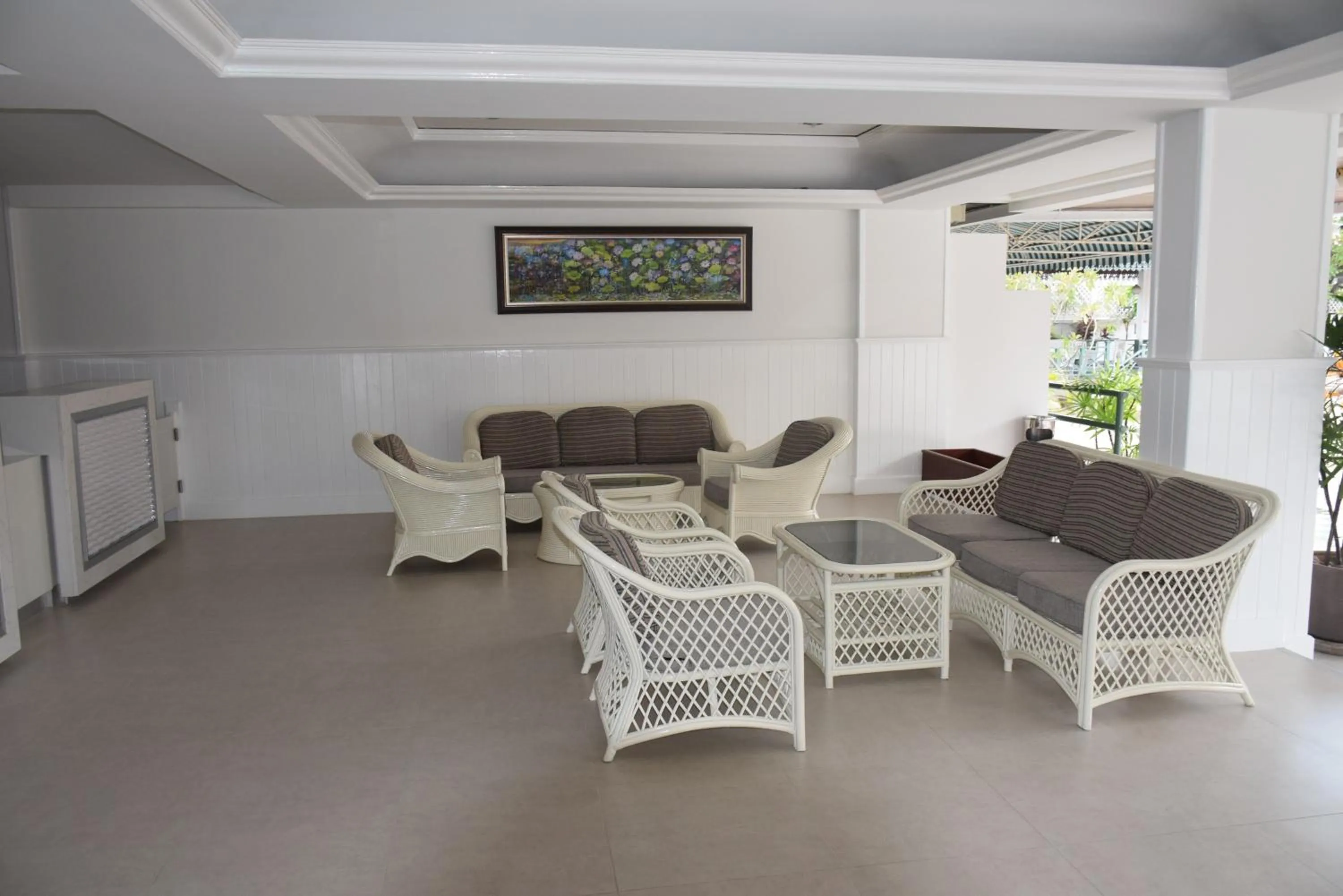 Puangpen Villa Hotel