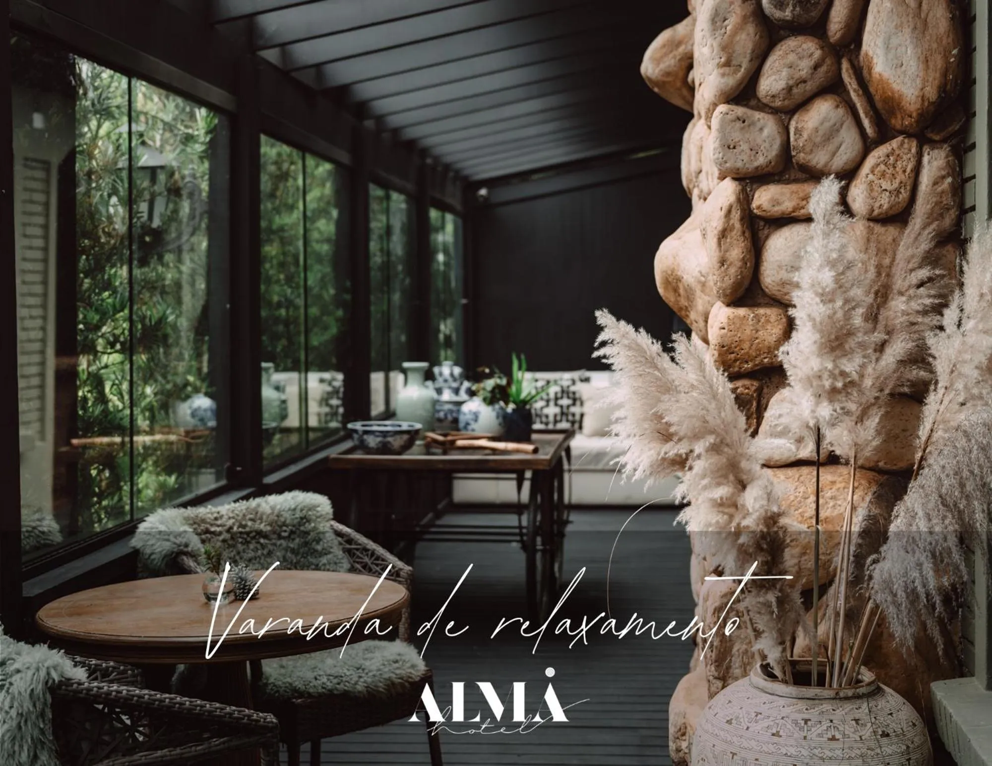 Balcony/Terrace in Alma Hotel