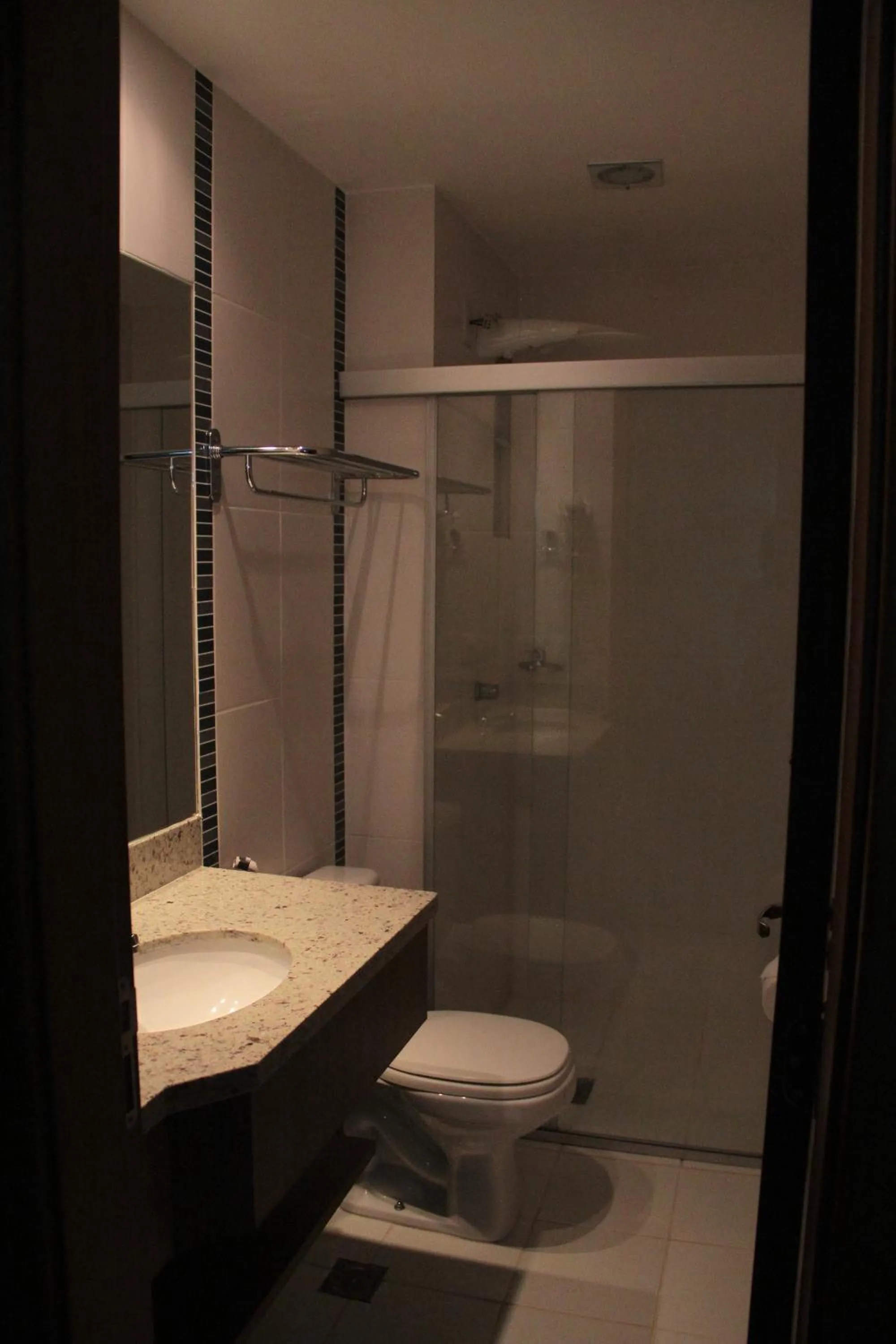 Bathroom in Veredas do Rio Quente Flat