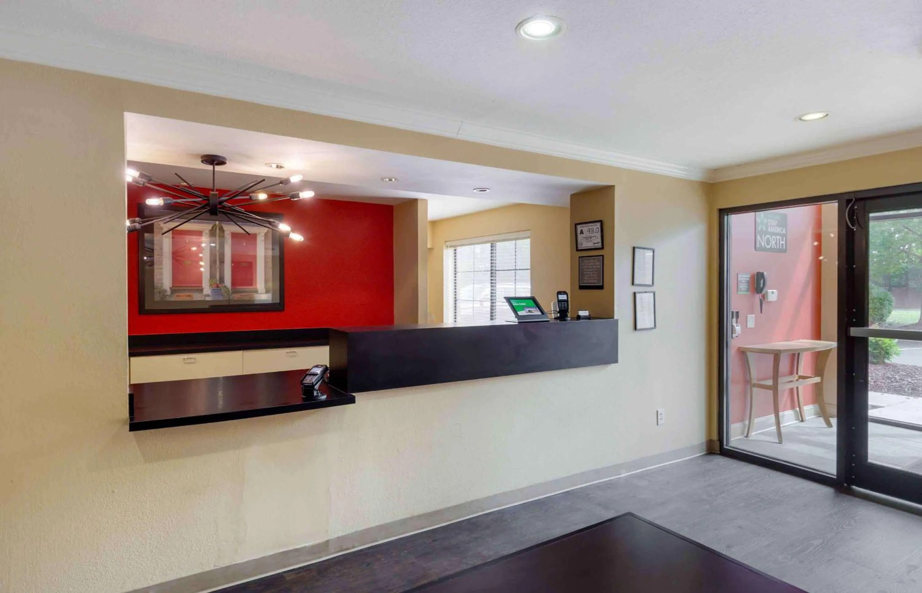 Lobby or reception in Extended Stay America Select Suites - Raleigh - RTP - 4610 Miami Blvd