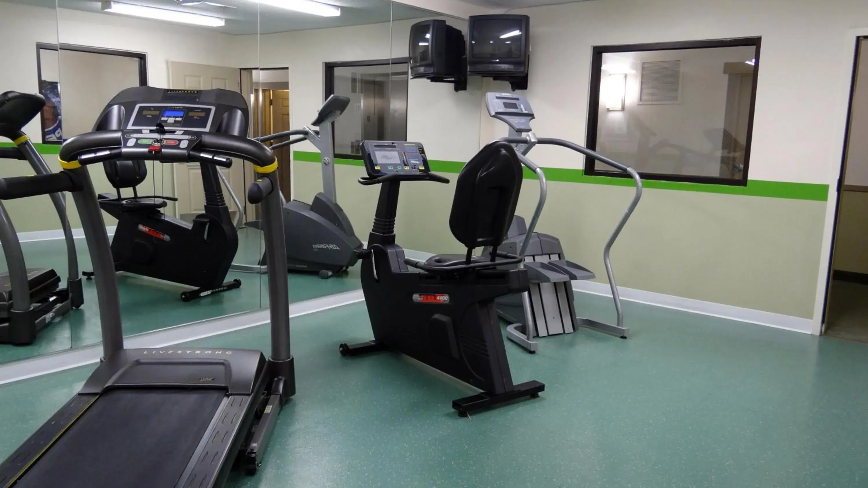 Fitness centre/facilities in Extended Stay America Select Suites - Raleigh - RTP - 4610 Miami Blvd Fitness centre/facilities in Extended Stay America Select Suites - Raleigh - RTP - 4610 Miami Blvd