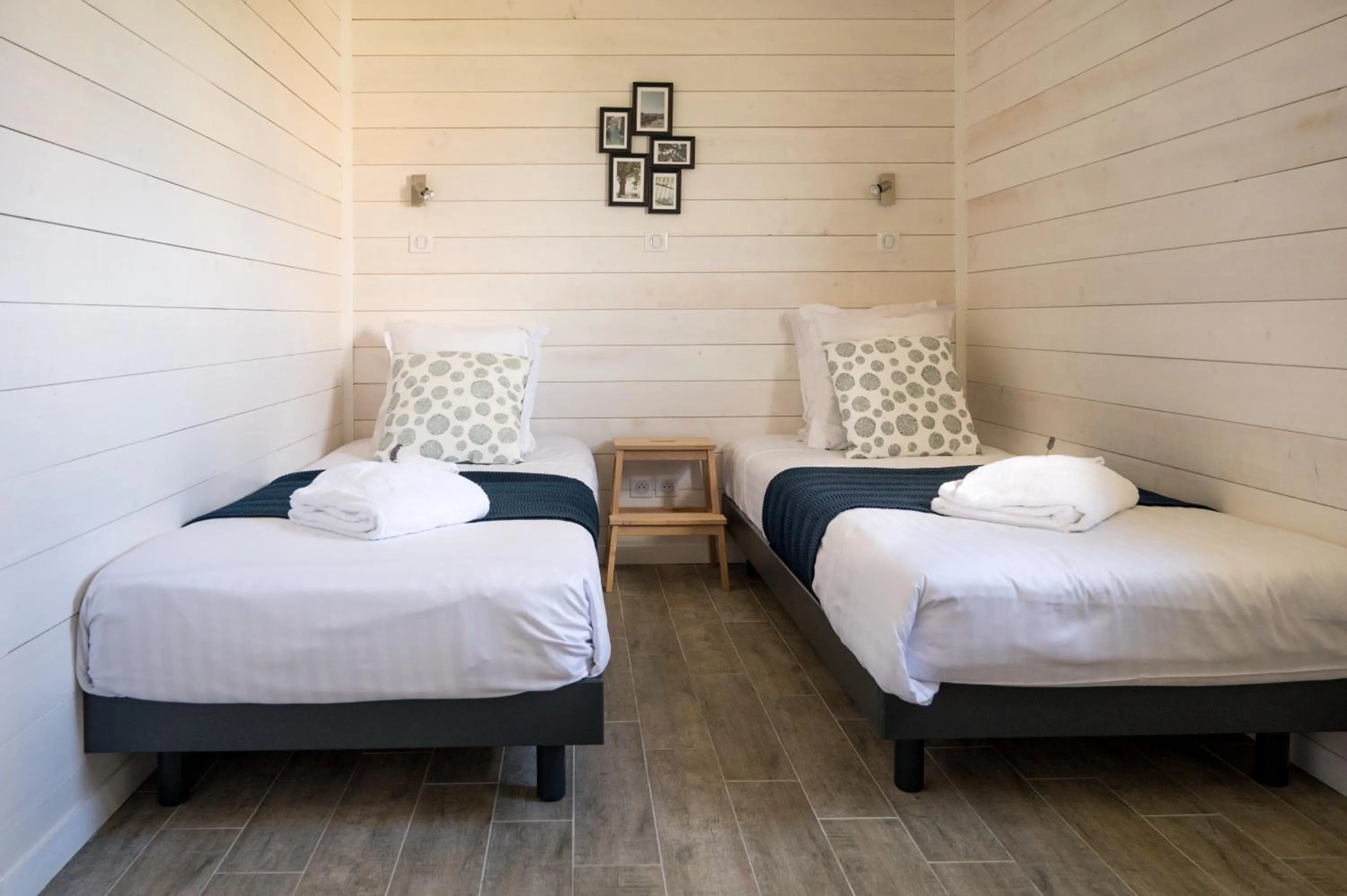 Bedroom, Bed in Domaine Mélusine - à 2km du Puy duFou France !