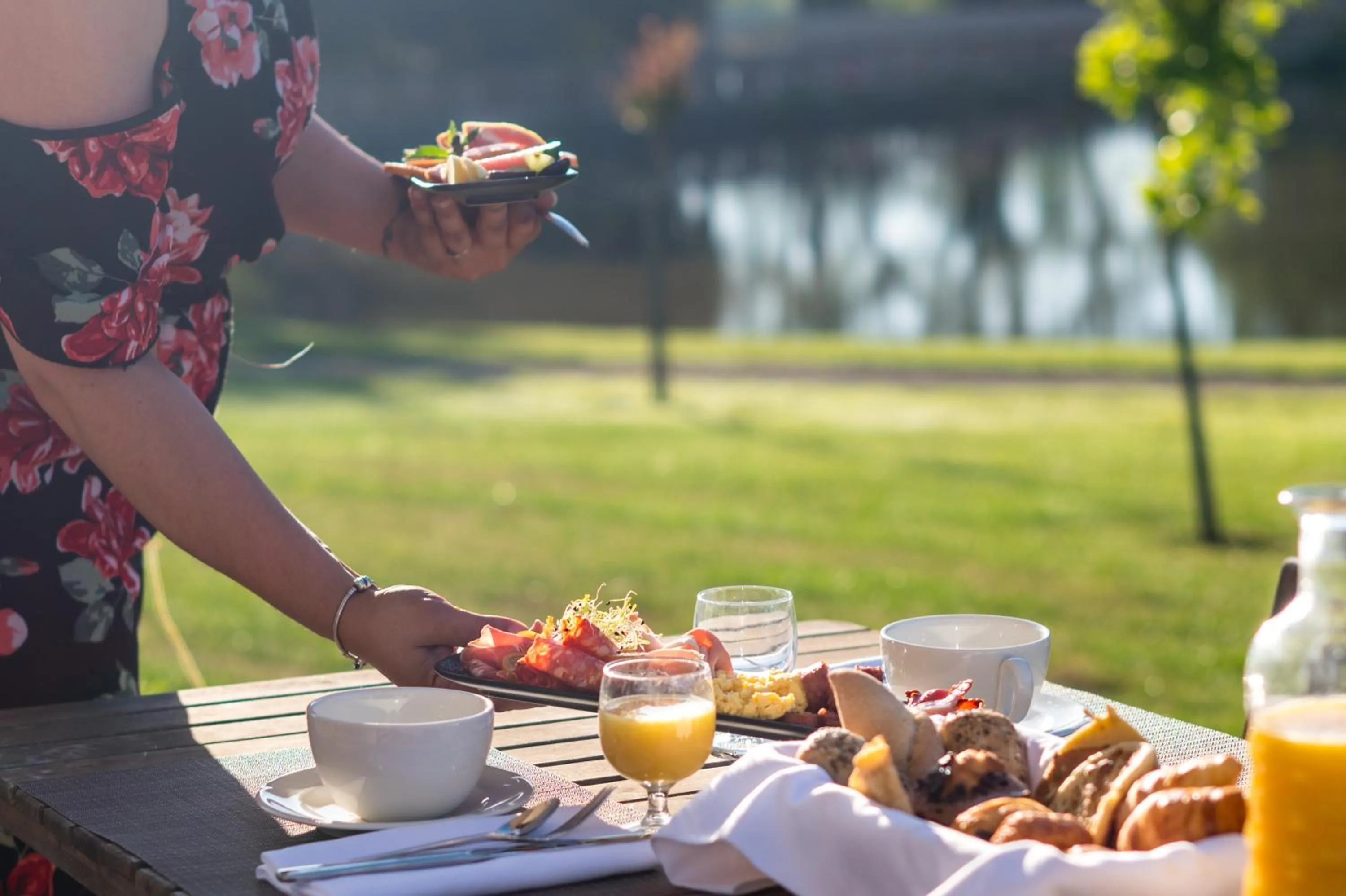 Day in Domaine Mélusine - à 2km du Puy duFou France !