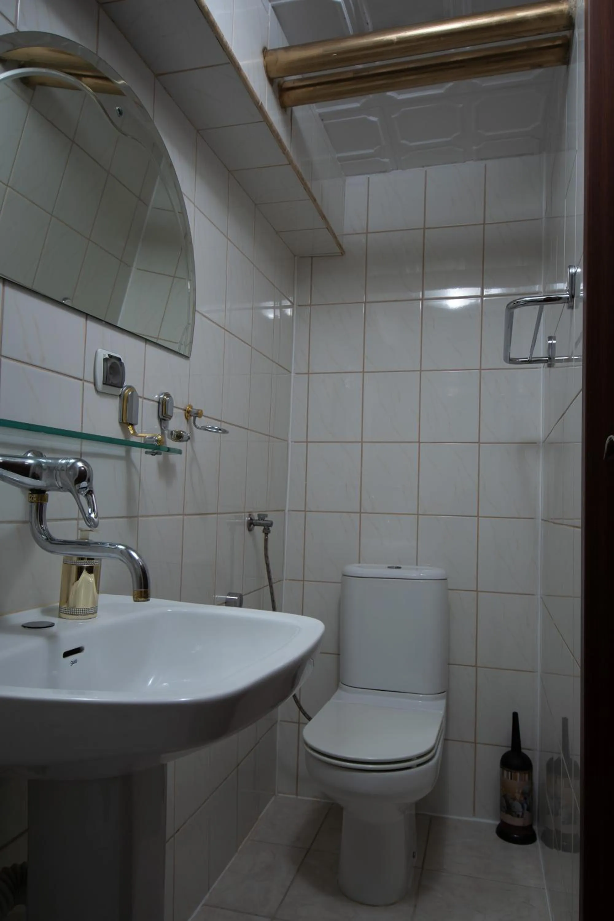 Shower in Villa Asesor