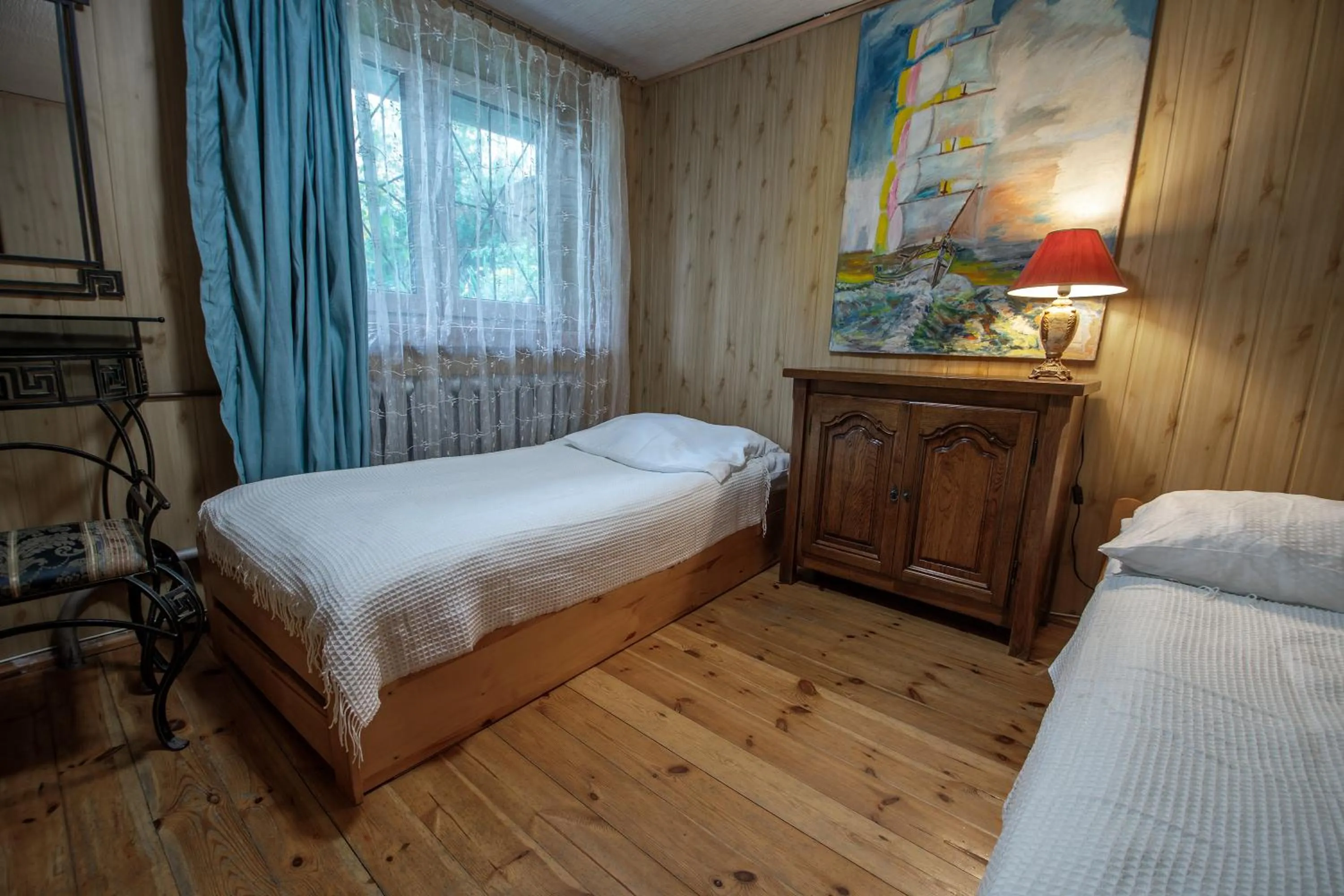 Spring, Bed in Villa Asesor