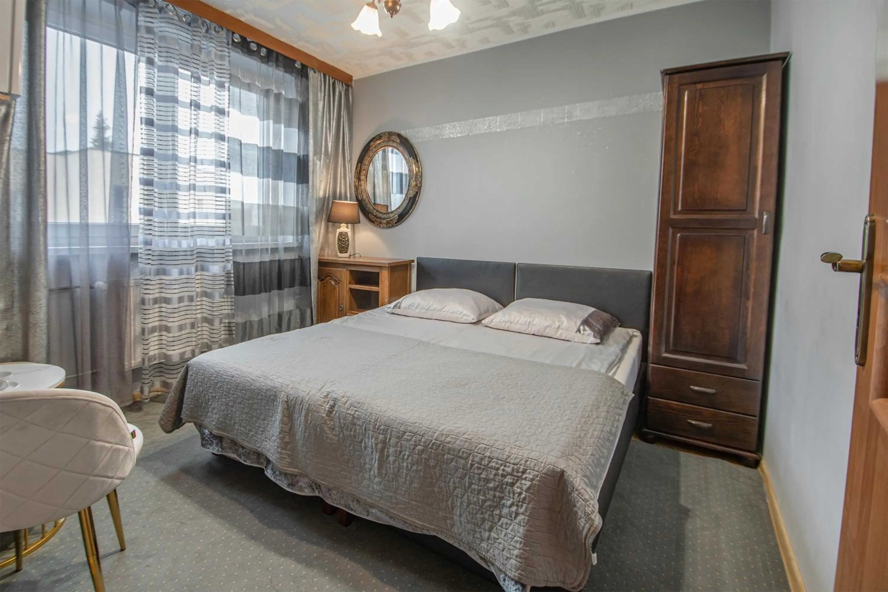 Spring, Bed in Villa Asesor