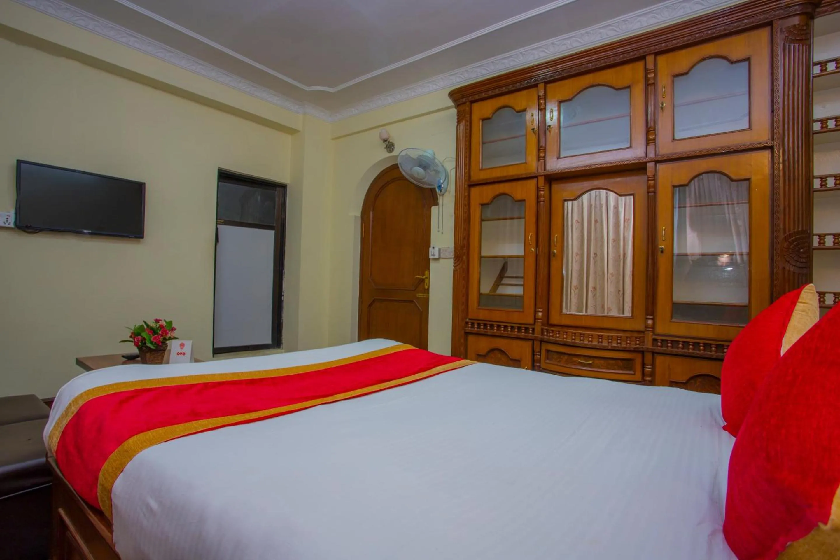 OYO 232 Hotel Titanic Pvt. Ltd