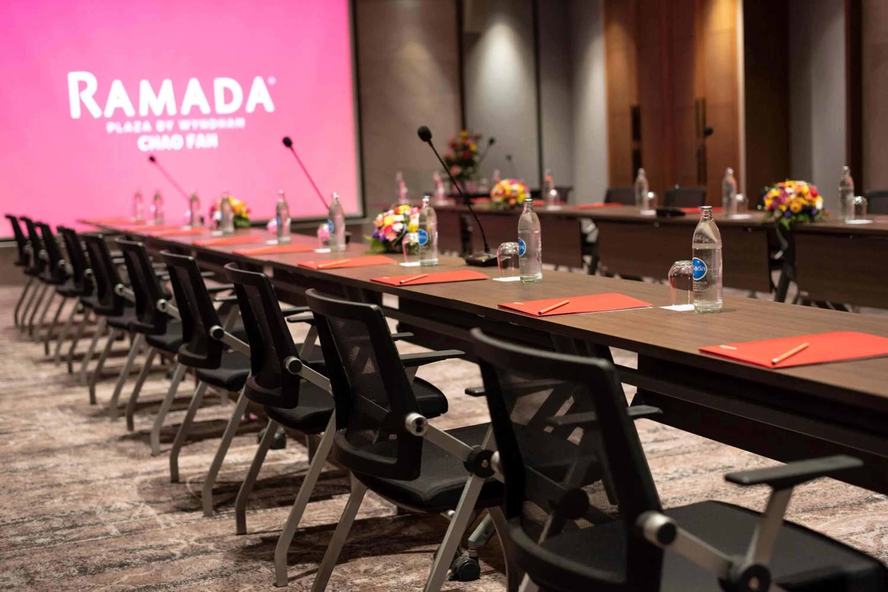 Meeting/conference room in Ramada Plaza by Wyndham Chao Fah Phuket