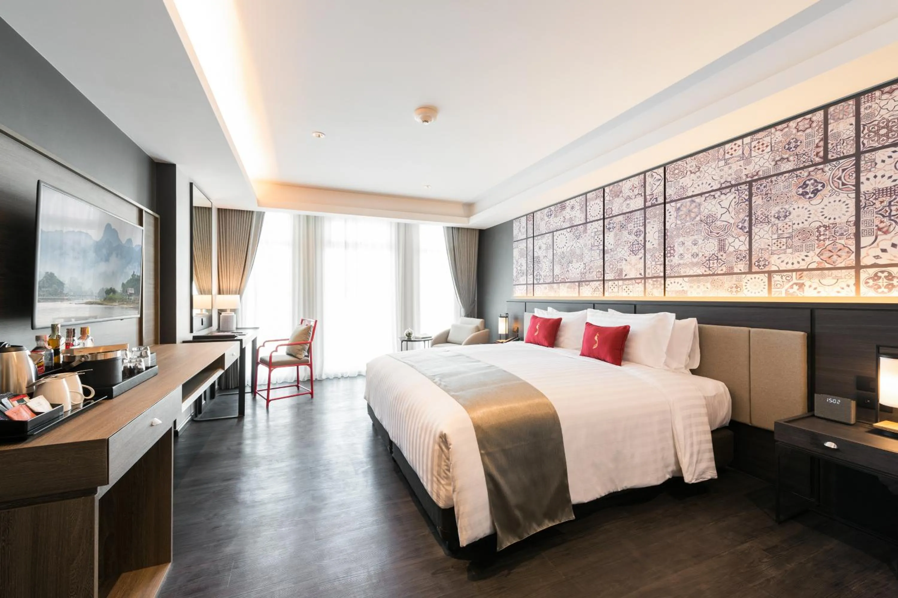 Deluxe King Mountain View in Ramada Plaza by Wyndham Chao Fah Phuket