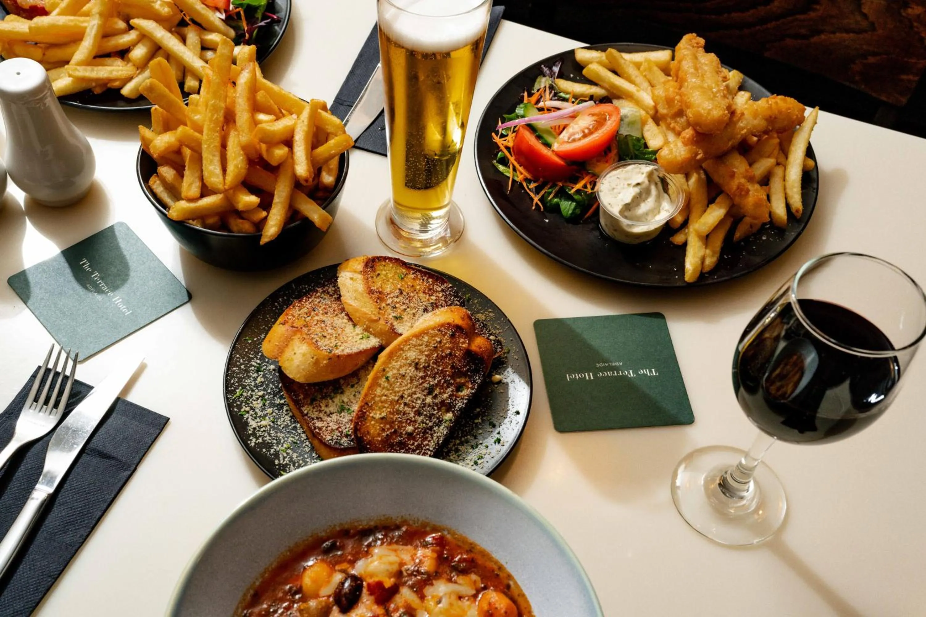 Restaurant/places to eat in The Terrace Hotel Adelaide