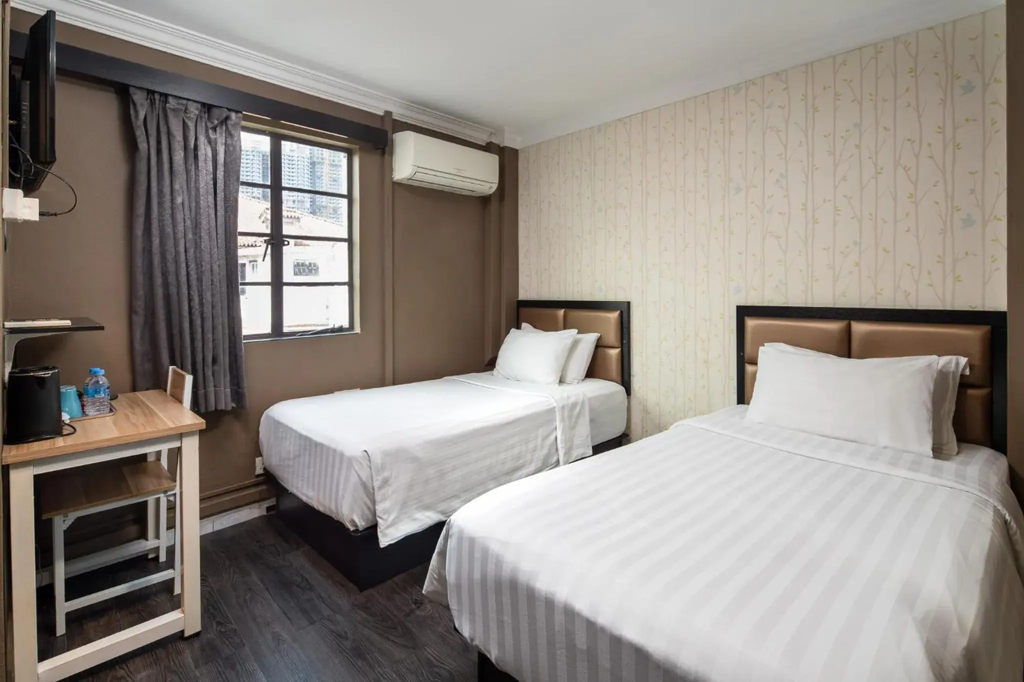 Twin Room in HOTEL JJH Aliwal Twin Room in HOTEL JJH Aliwal