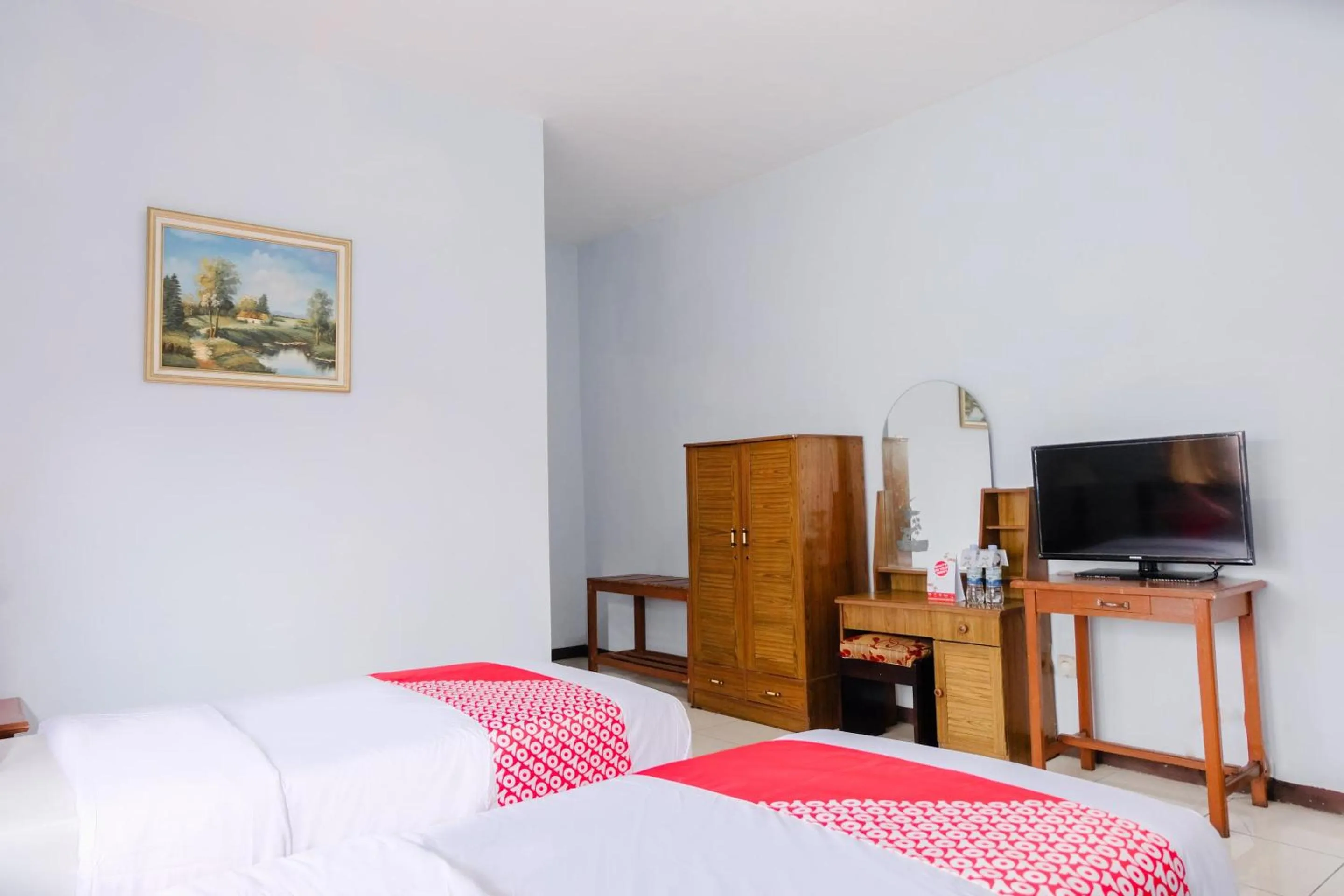 Bedroom, Bed in Hotel O Arjosari Near Plaza Araya Formerly Hotel Nugraha