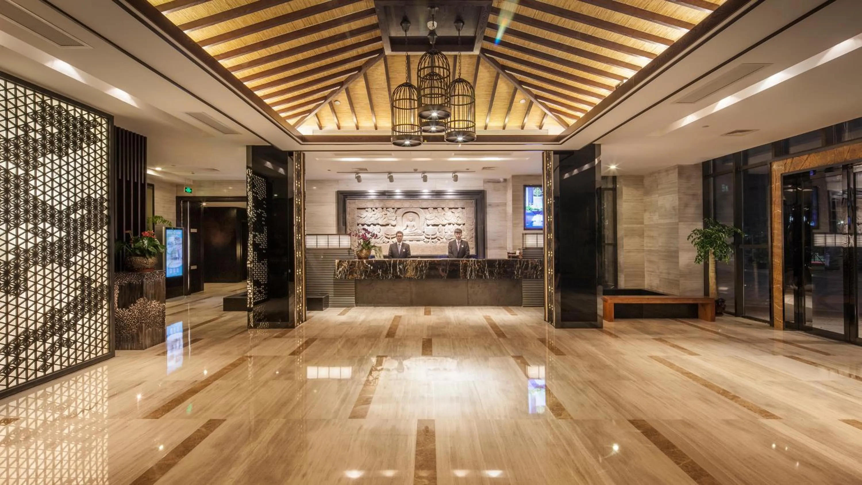 Lobby or reception in SSAW Boutique Hotel Hangzhou Xixi Park