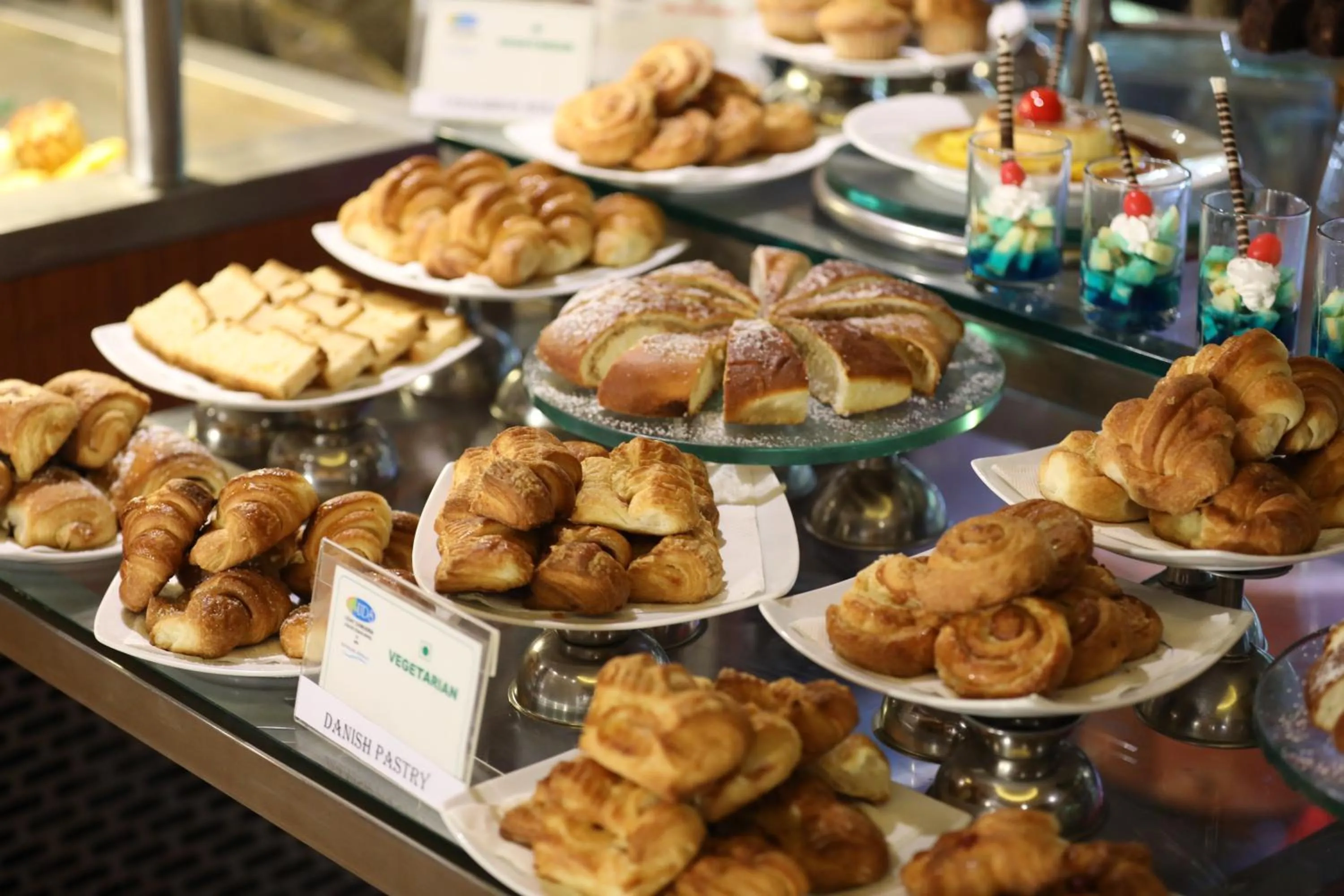 Buffet breakfast in Uday Backwater Resort