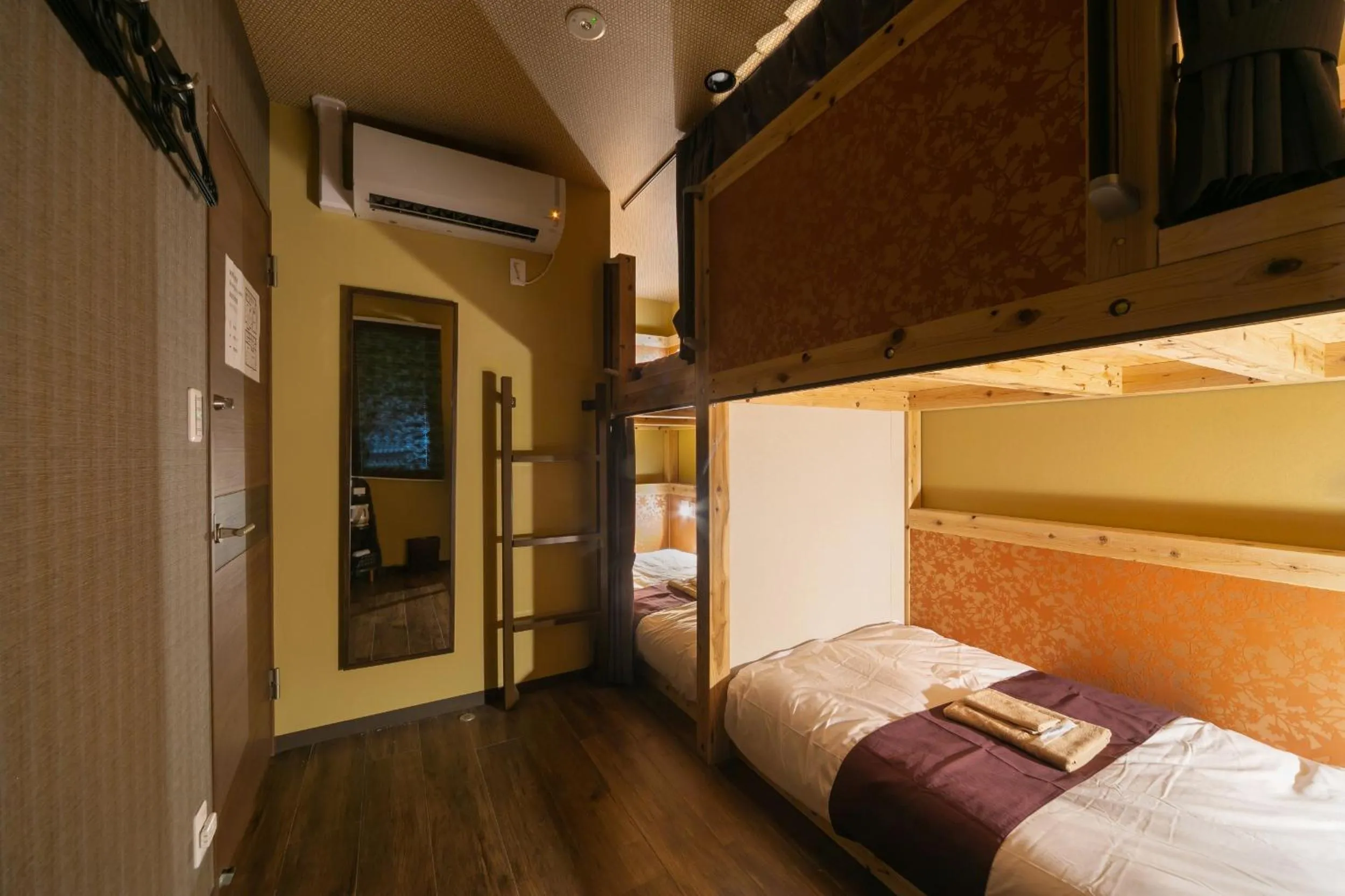 Photo of the whole room, Bed in IKIDANE Cozy Hotel Haneda Airport