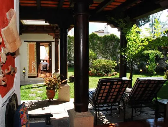 Garden in Hotel Casa Madeleine B&B & Spa