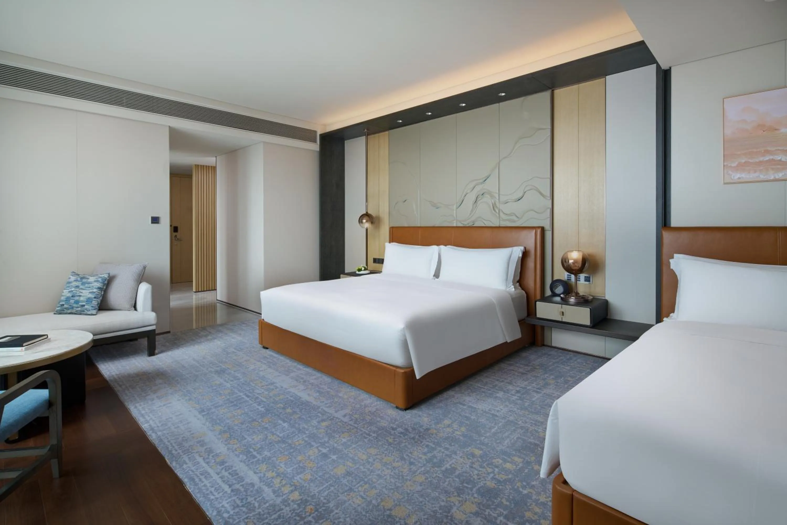 Photo of the whole room, Bed in InterContinental Zhuhai by IHG