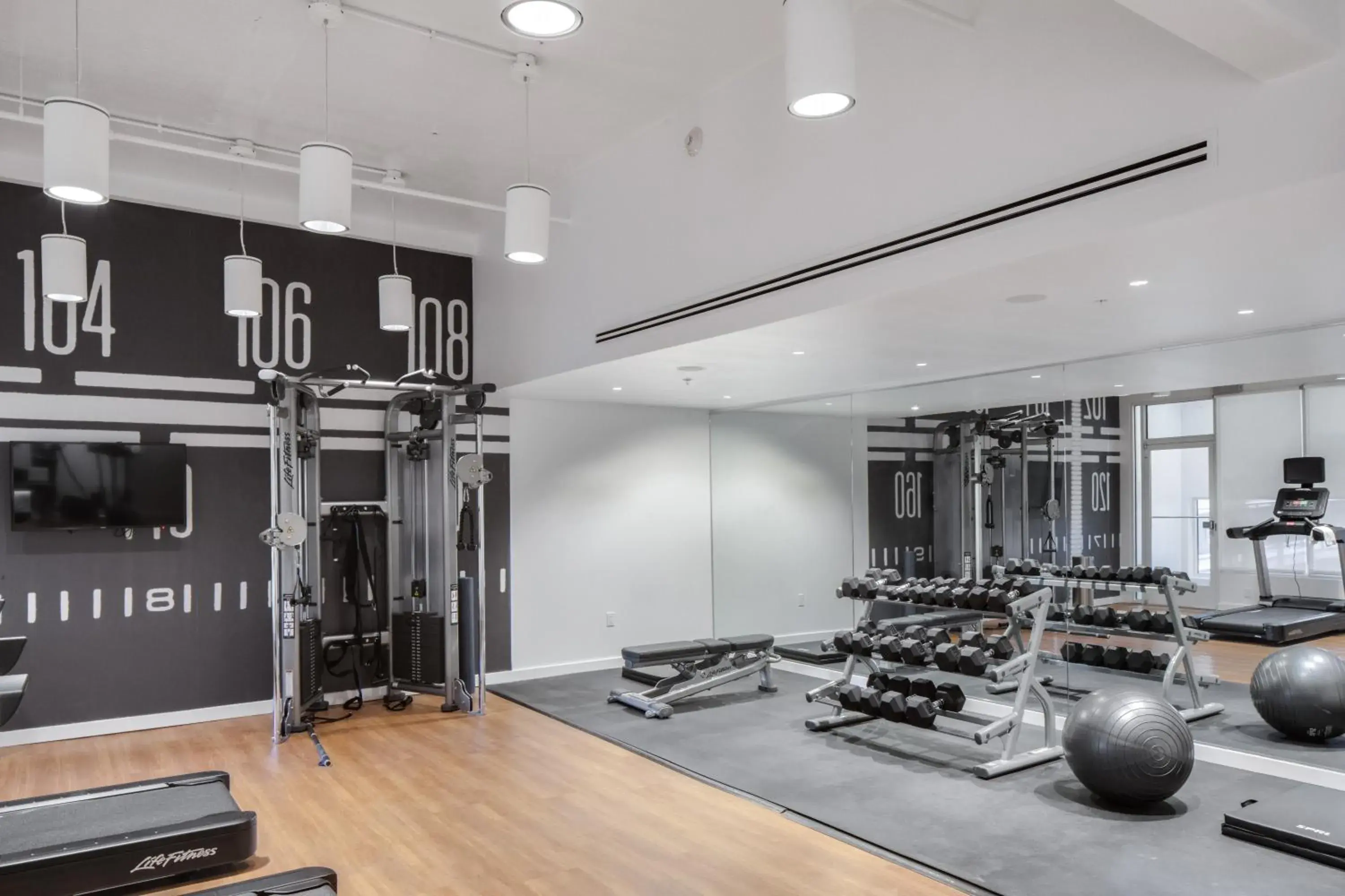 Spa and wellness centre/facilities in Hotel Indigo - Memphis Downtown by IHG Spa and wellness centre/facilities in Hotel Indigo - Memphis Downtown by IHG