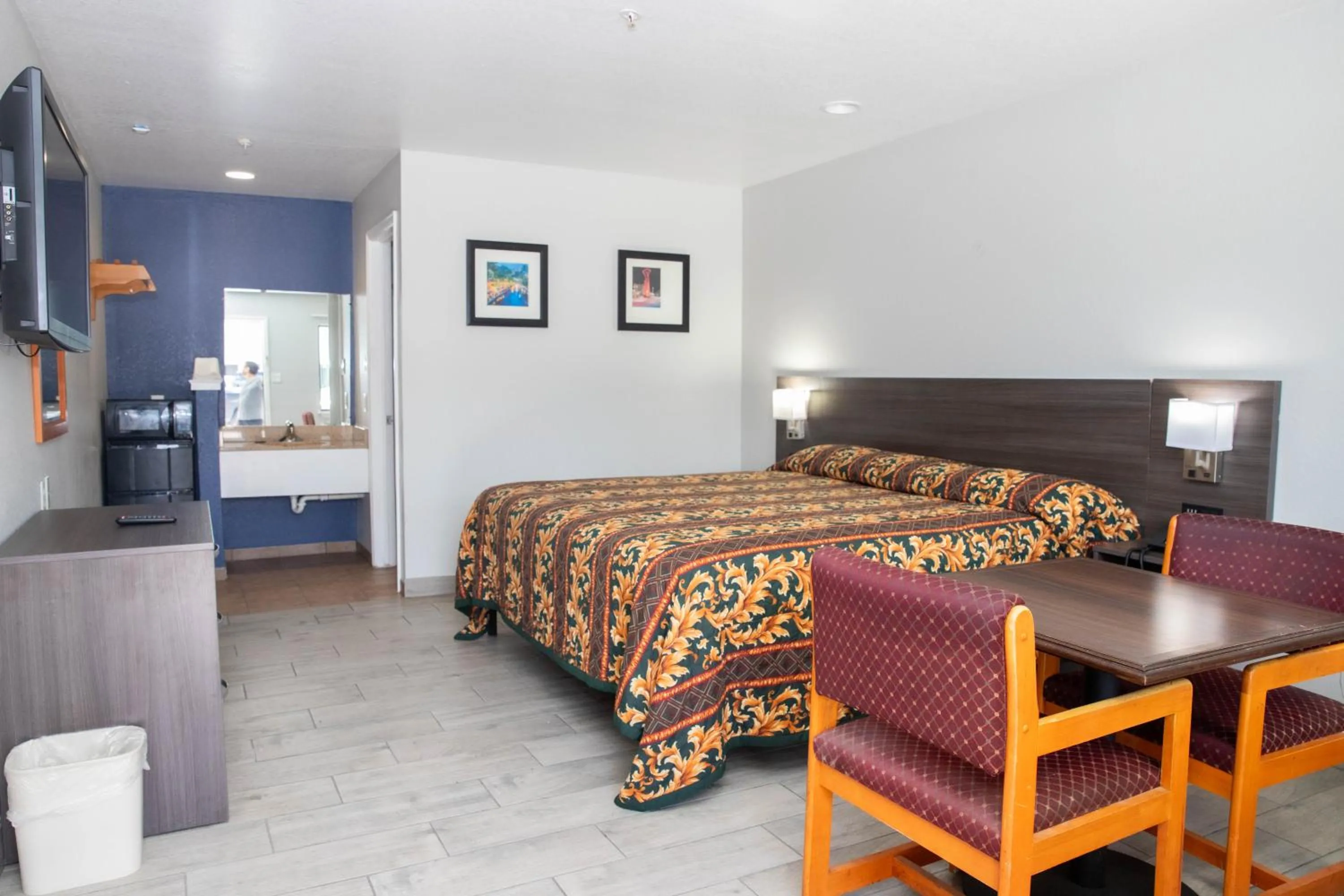 Nogalitos Motel
