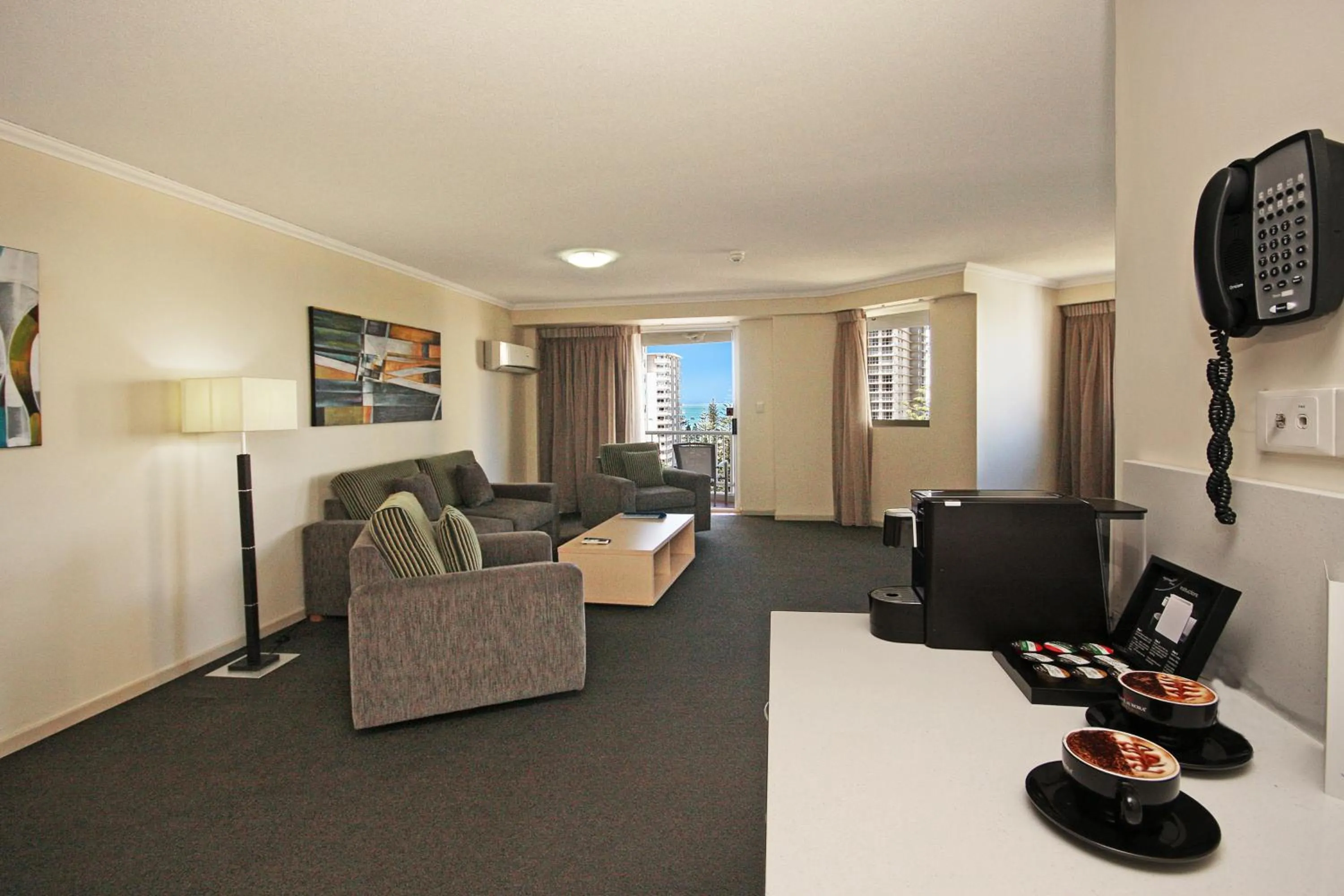 Coffee/tea facilities in Sovereign on the Gold Coast