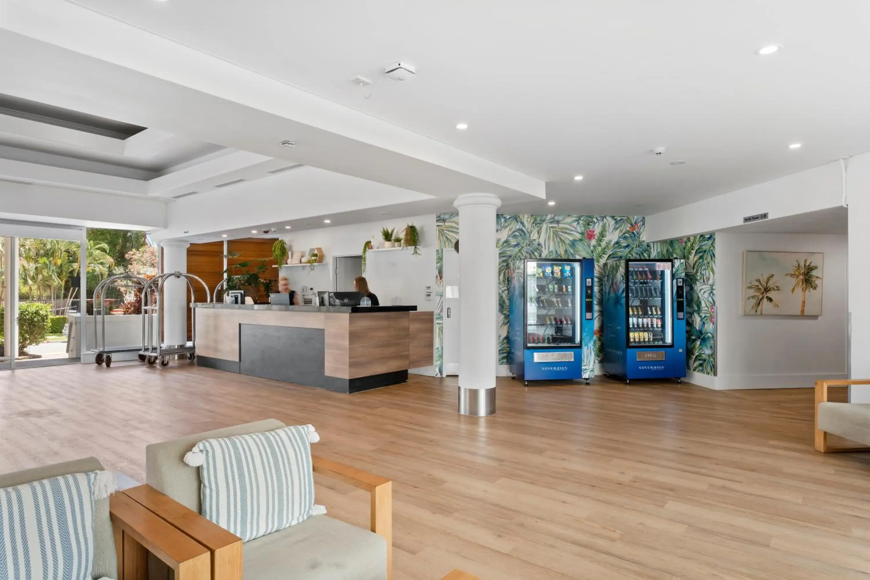 Property building in Sovereign on the Gold Coast Property building in Sovereign on the Gold Coast