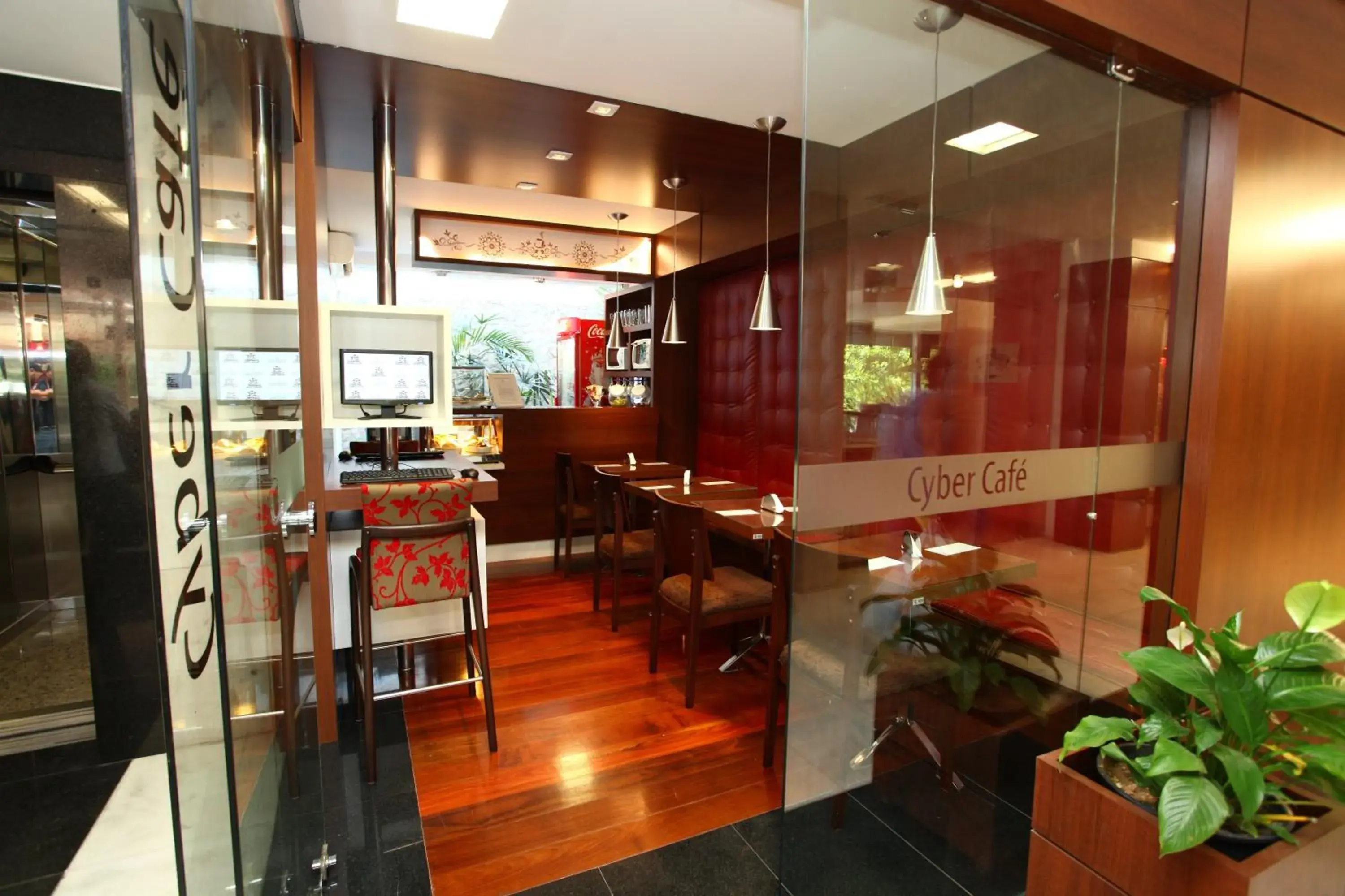 Restaurant/places to eat in Itaimbé Palace Hotel Restaurant/places to eat in Itaimbé Palace Hotel