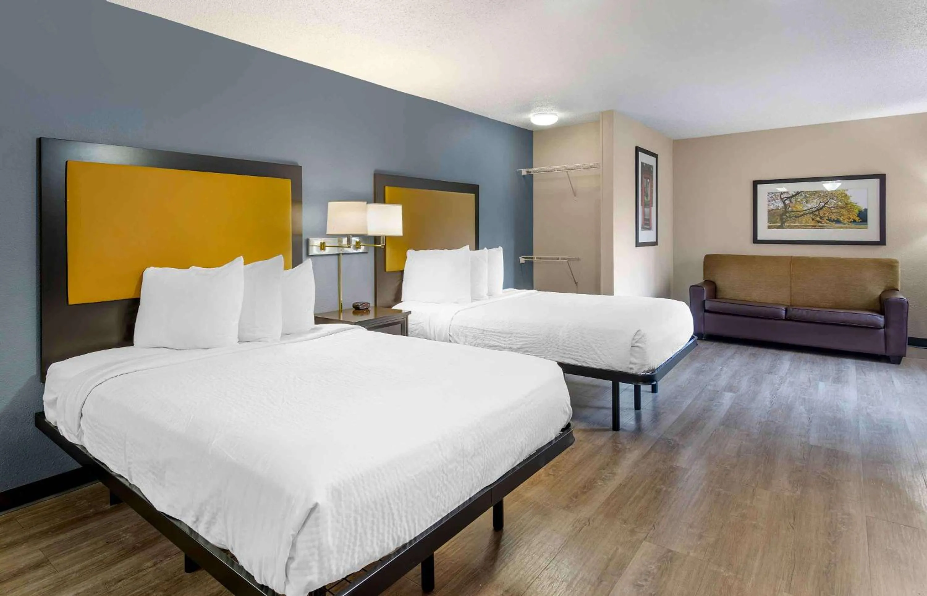 Bedroom, Bed in Extended Stay America Suites - Memphis - Germantown West
