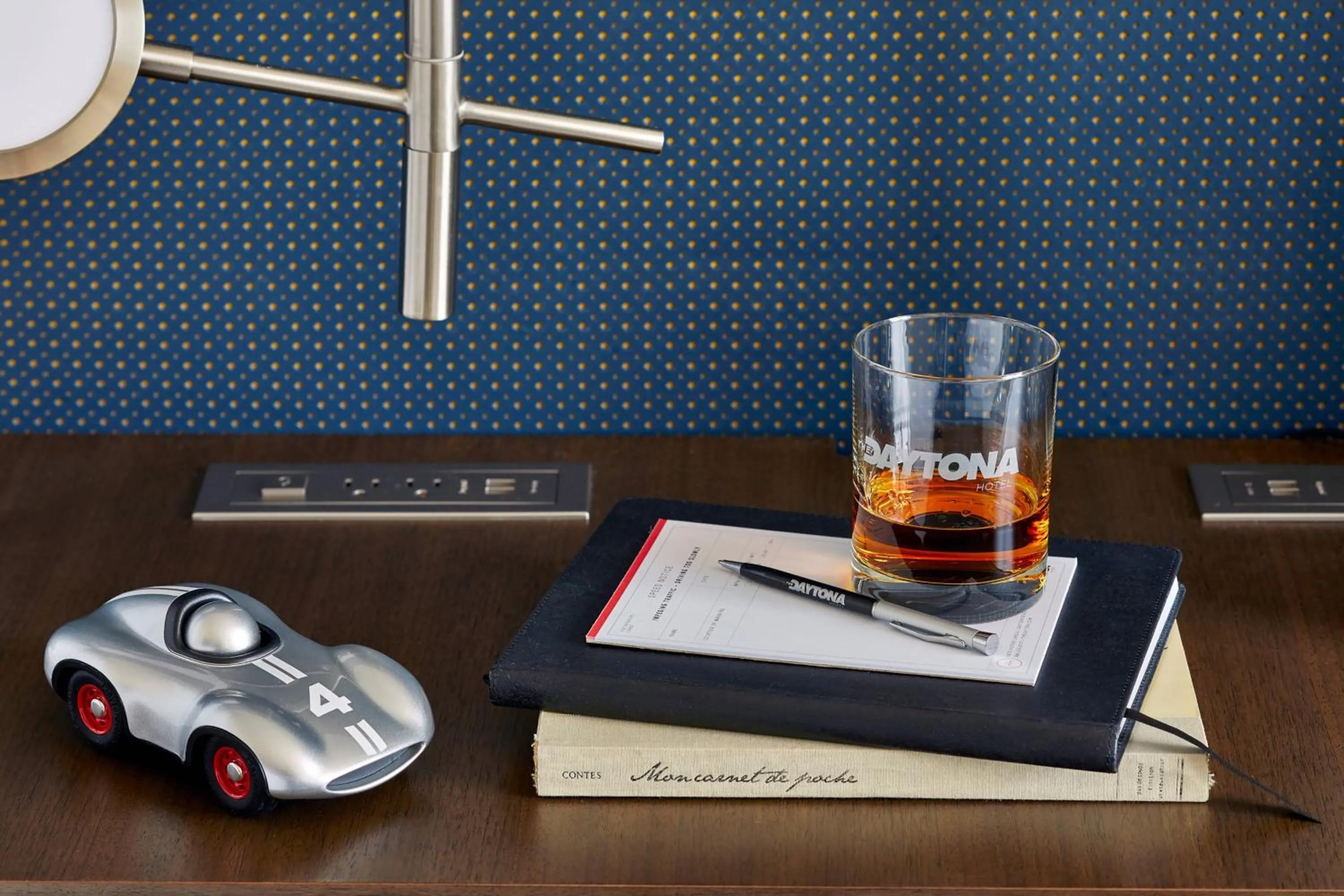 Photo of the whole room in The Daytona, Autograph Collection