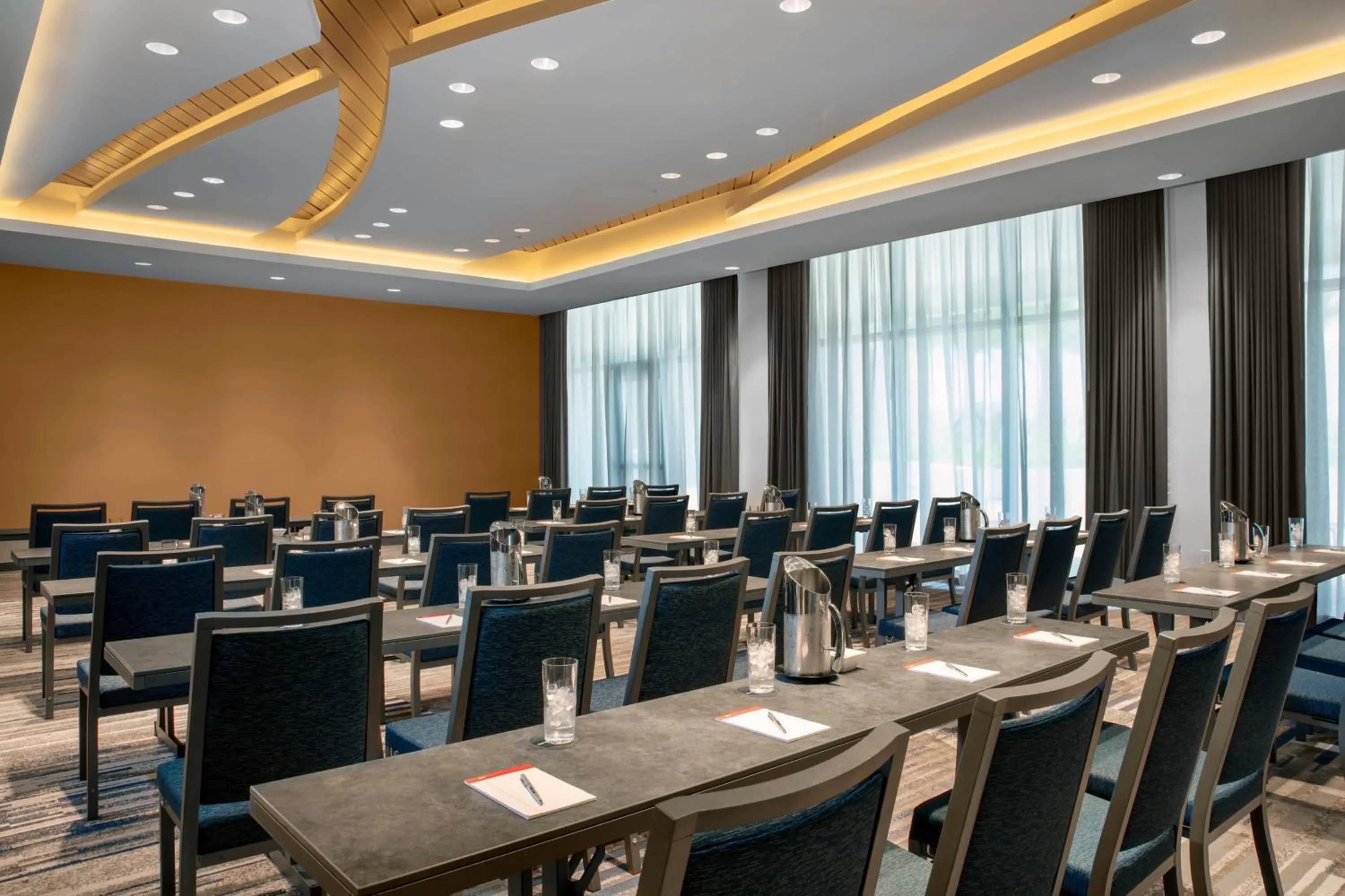 Meeting/conference room in The Daytona, Autograph Collection