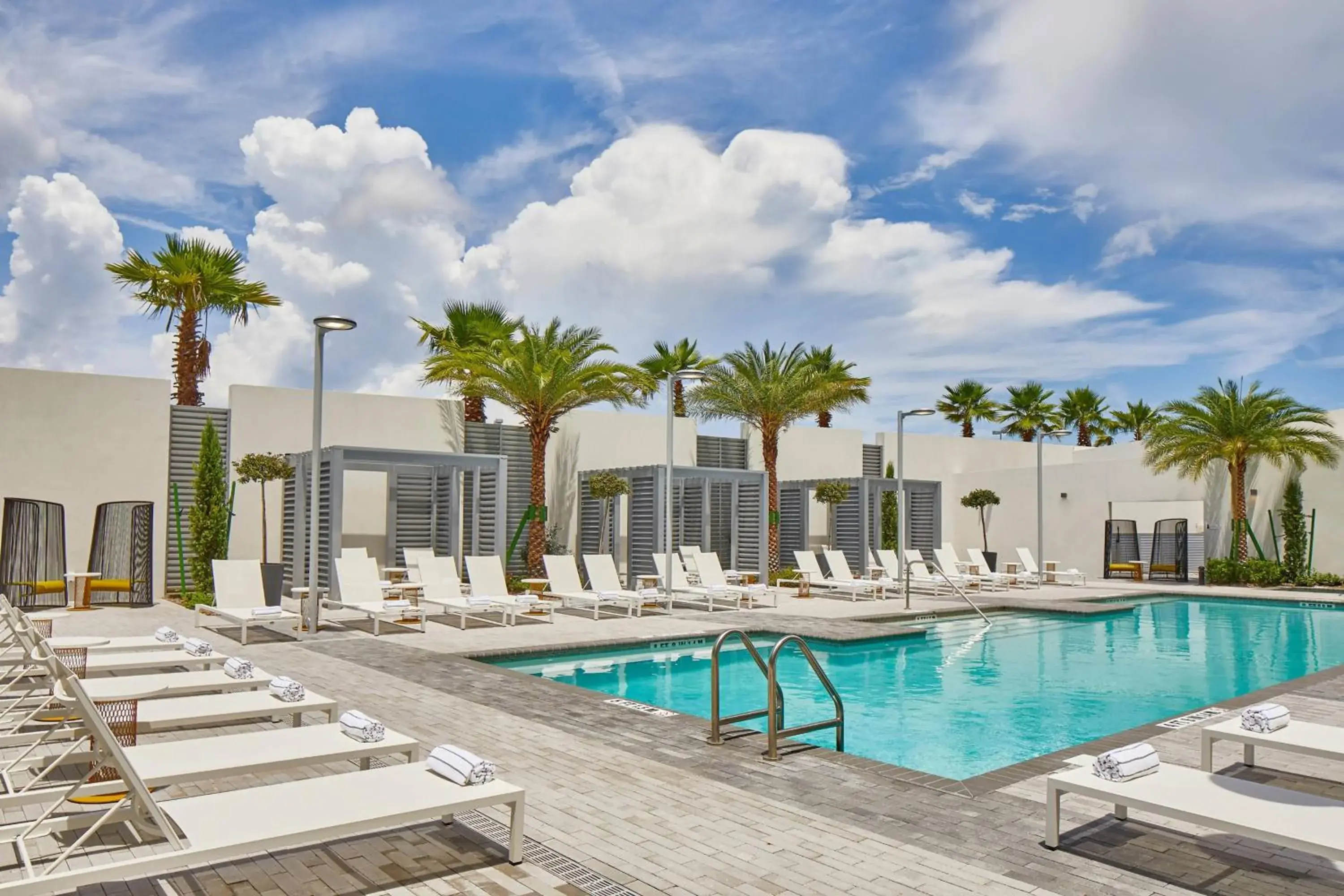 Swimming pool in The Daytona, Autograph Collection Swimming pool in The Daytona, Autograph Collection