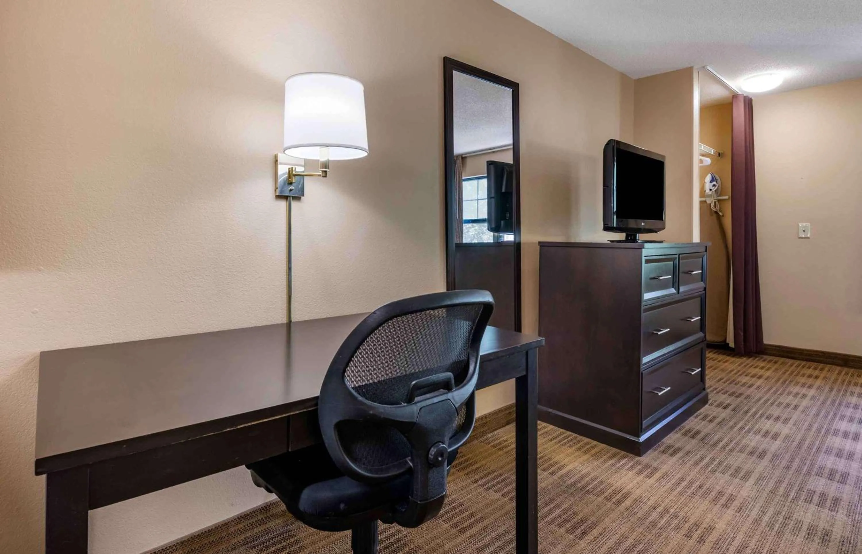 Bedroom in Extended Stay America Suites - Jacksonville - Riverwalk - Convention Center