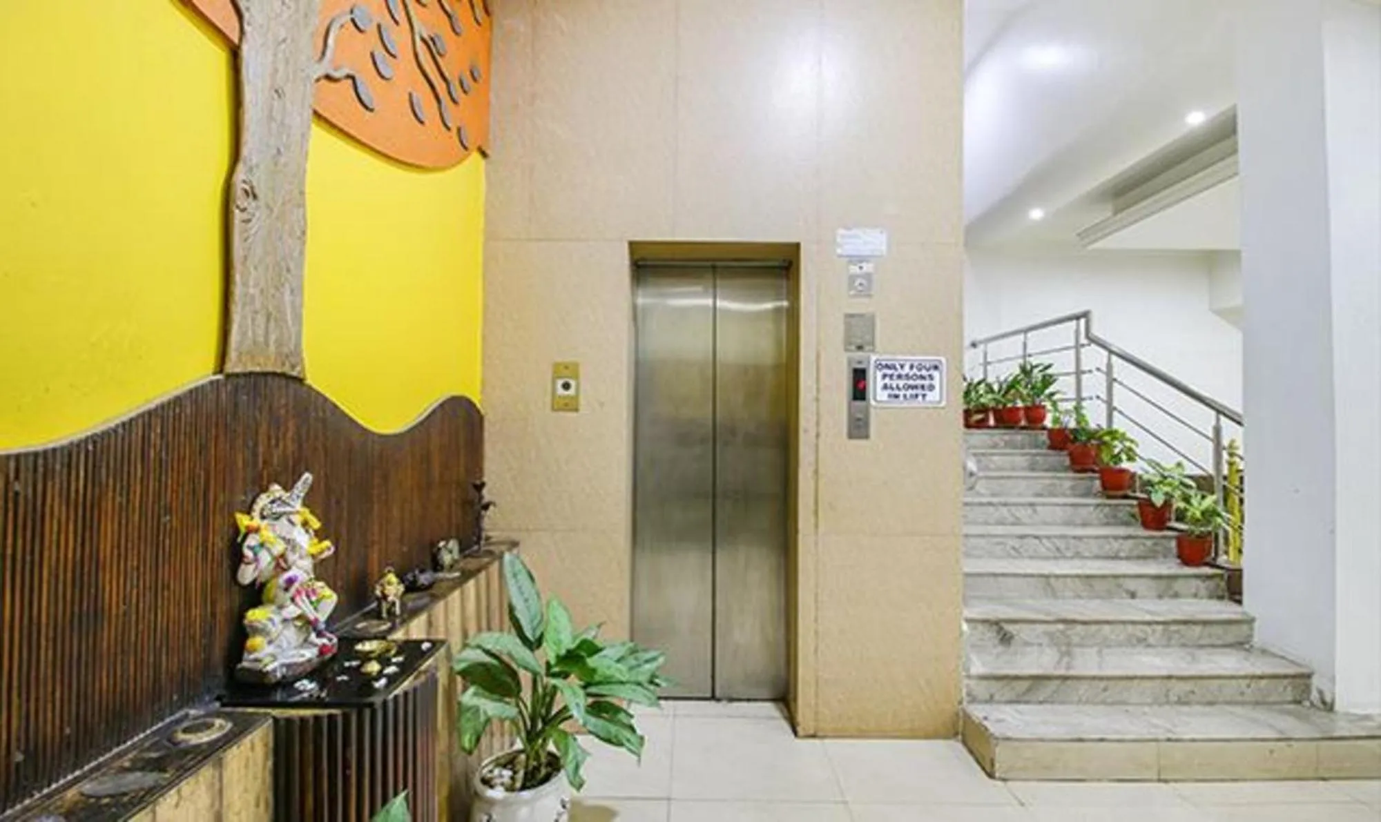 elevator in FabHotel Silver Inn I