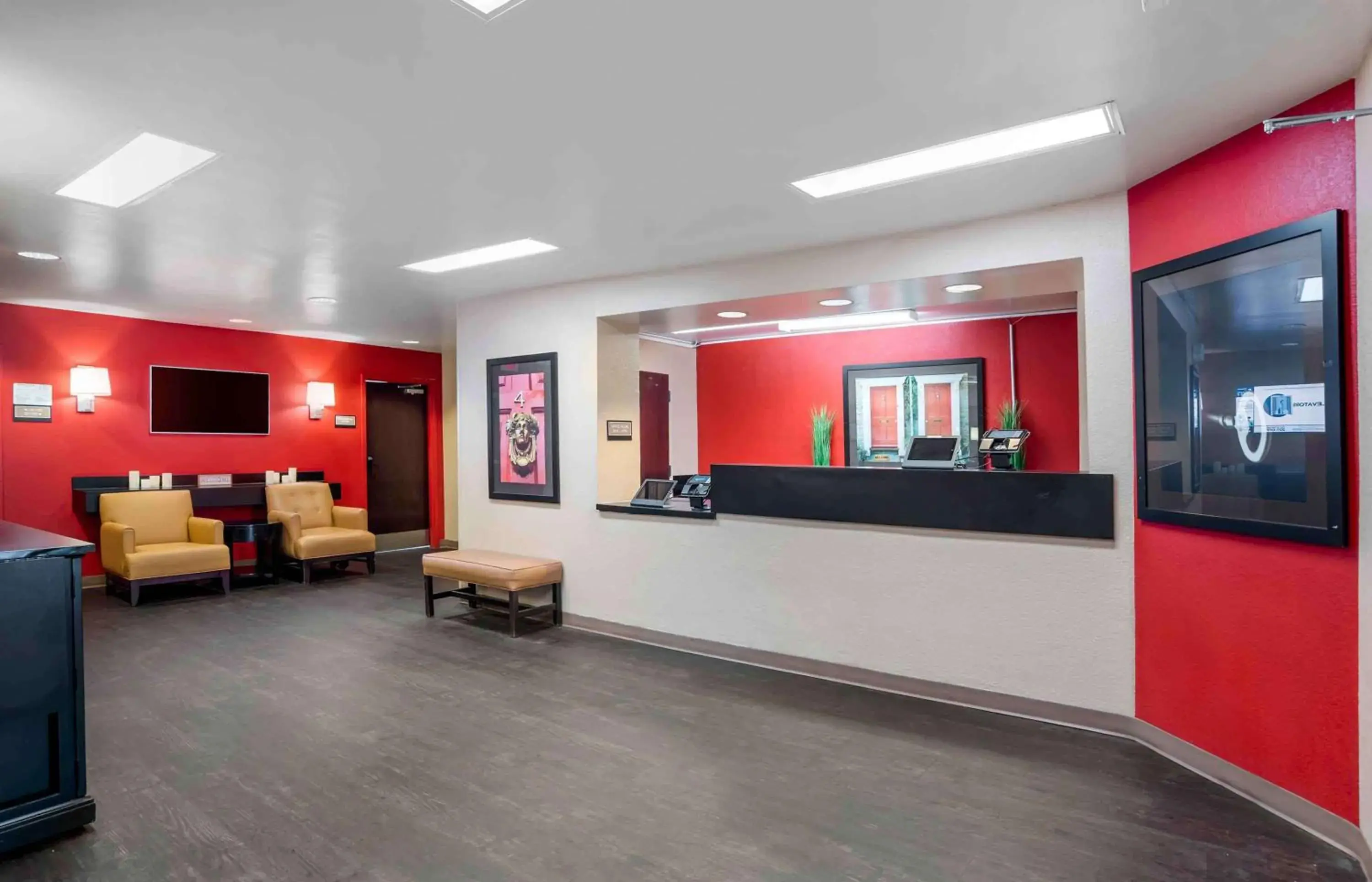 Lobby or reception in Extended Stay America Suites - Pensacola - University Mall Lobby or reception in Extended Stay America Suites - Pensacola - University Mall