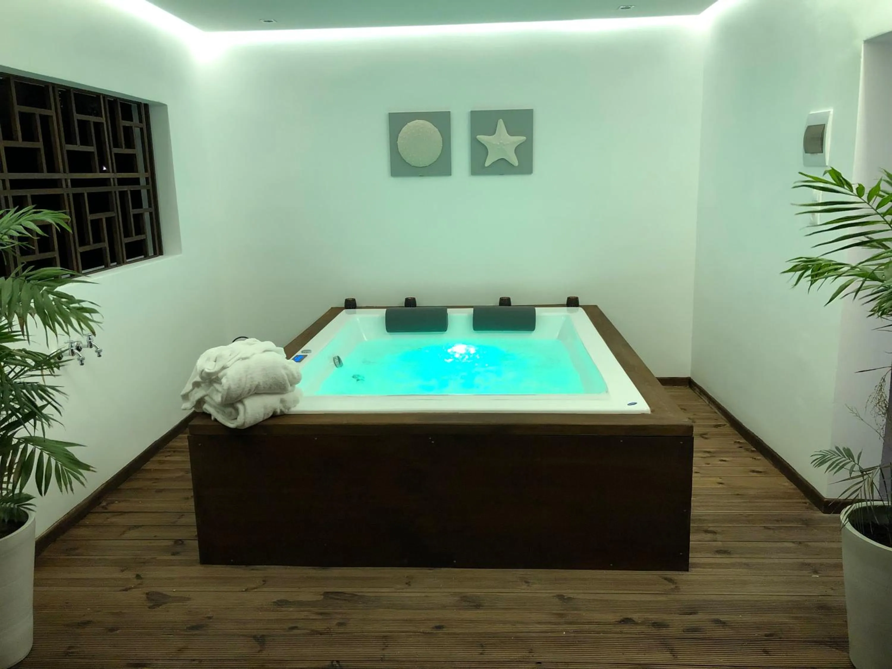 Night in Ionian Eye Design Studios & Spa