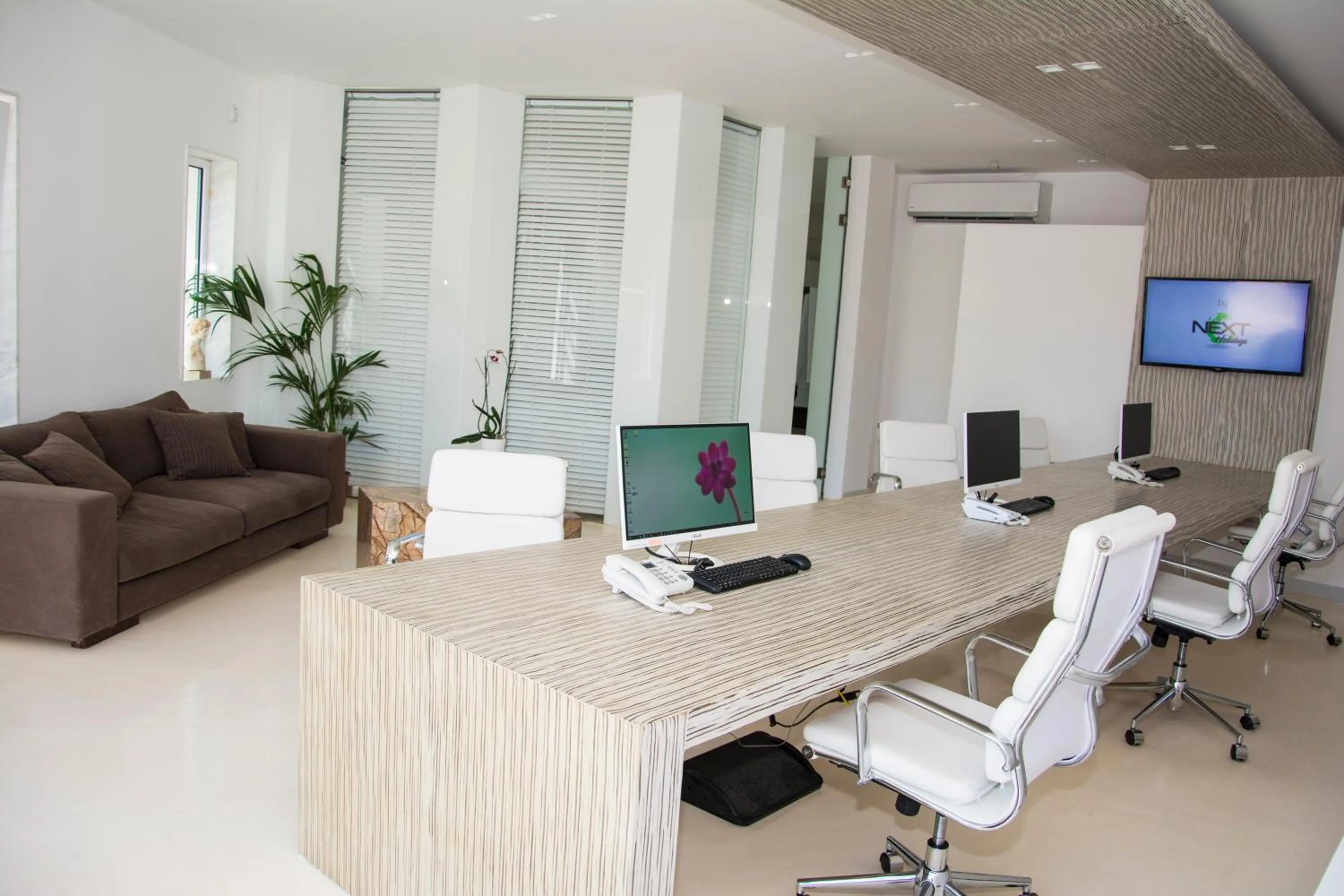 Lobby or reception in Ionian Eye Design Studios & Spa