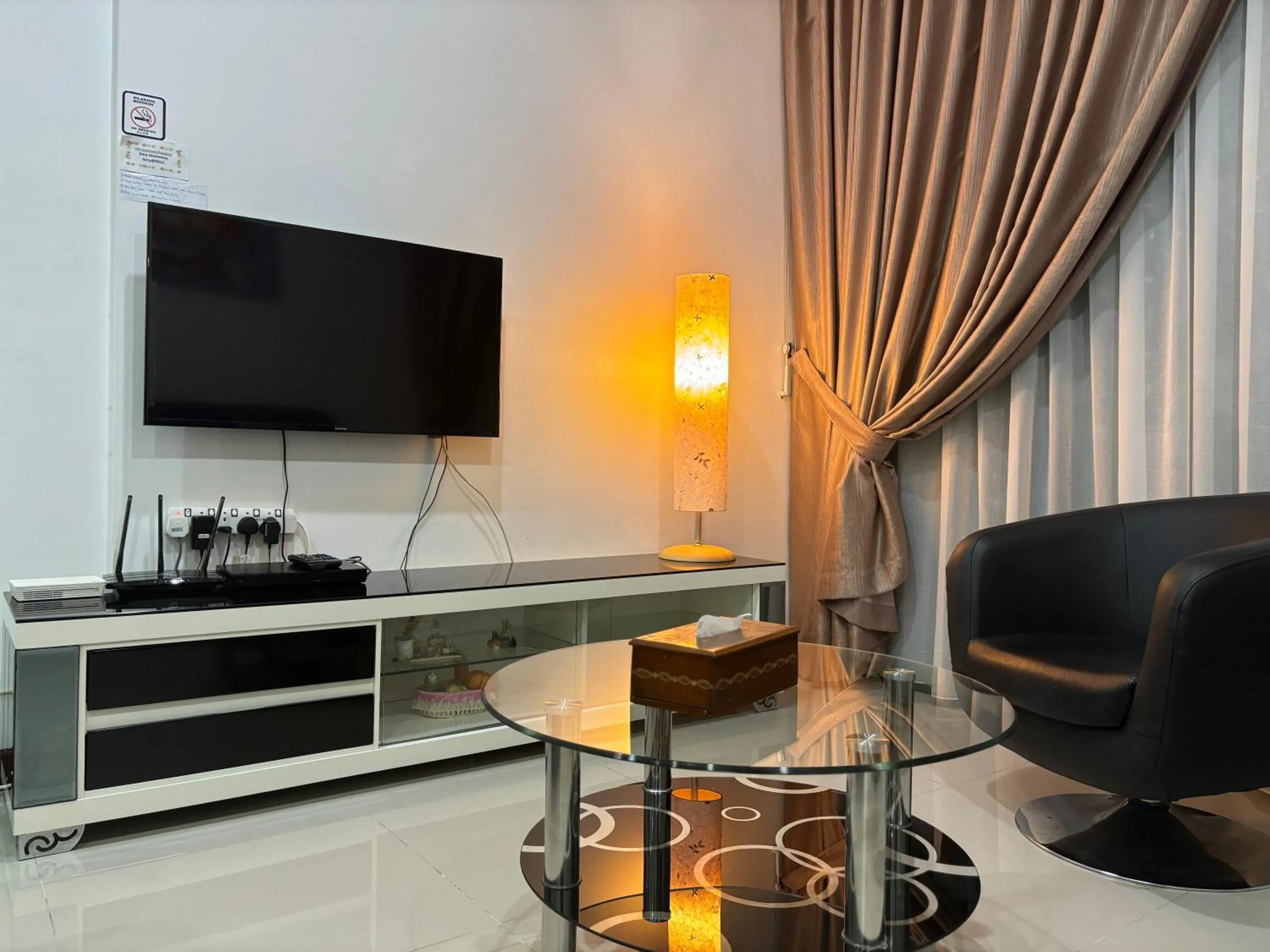 Imperial Suites Apartments