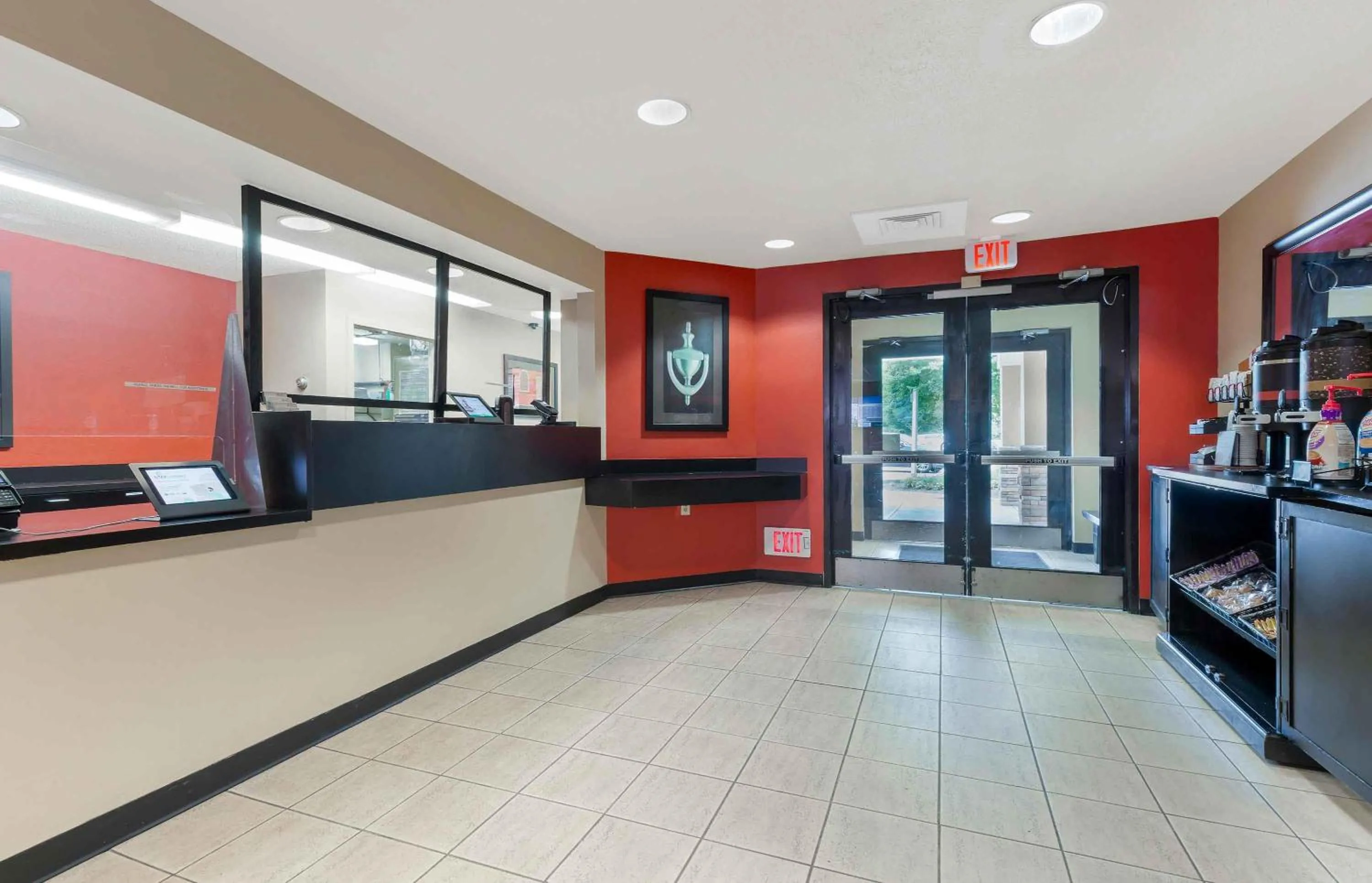 Lobby or reception in Extended Stay America Suites - Baltimore - BWI Airport - Aero Dr