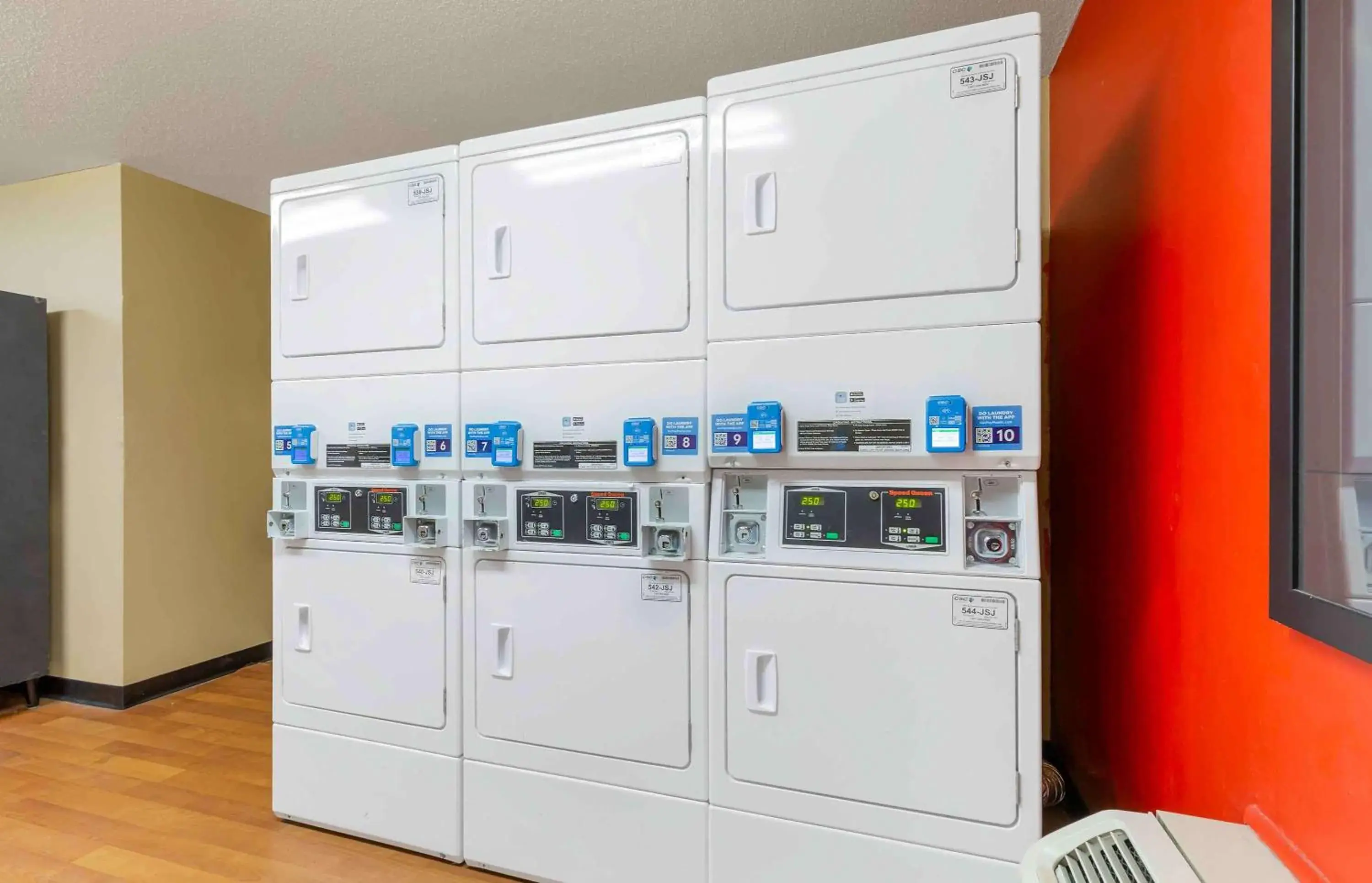 Property building in Extended Stay America Suites - Baltimore - BWI Airport - Aero Dr Property building in Extended Stay America Suites - Baltimore - BWI Airport - Aero Dr