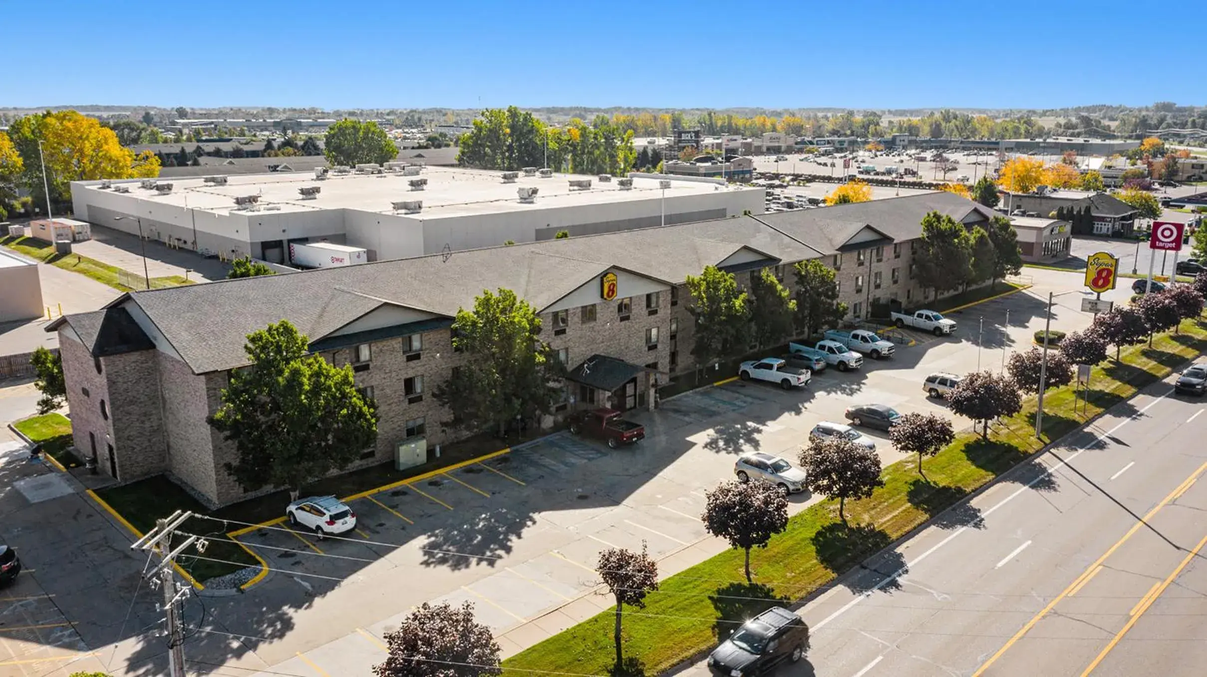 Super 8 by Wyndham Mt. Pleasant Super 8 by Wyndham Mt. Pleasant