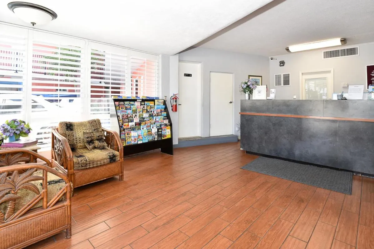 Cove Motel Oceanfront