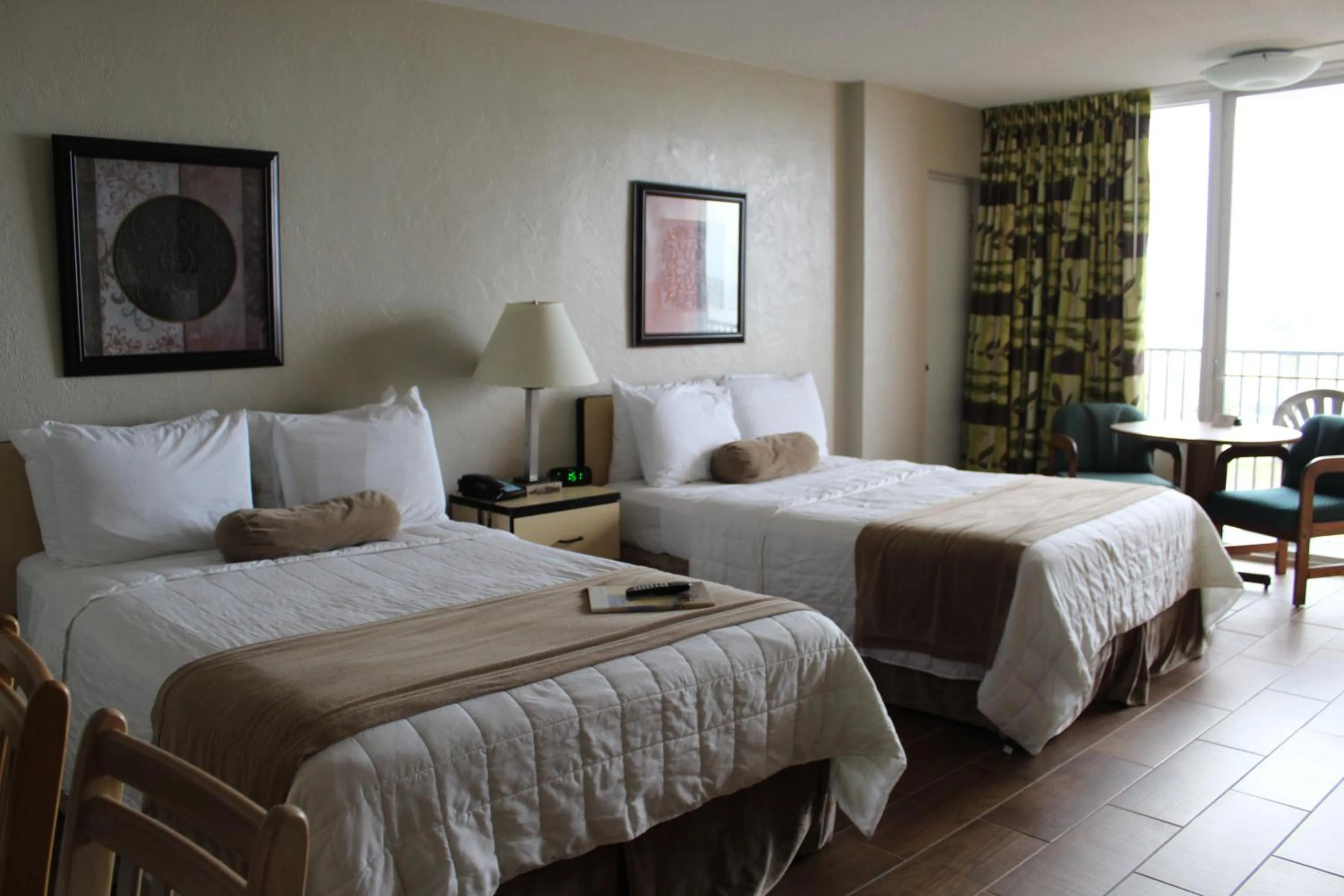 Bed in Cove Motel Oceanfront