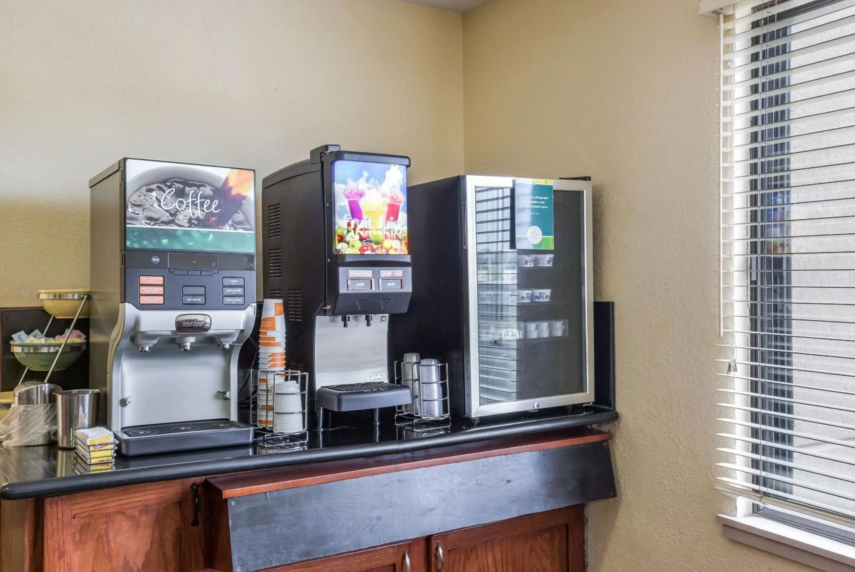 Restaurant/places to eat in Quality Inn & Suites Lawrence - University Area Restaurant/places to eat in Quality Inn & Suites Lawrence - University Area