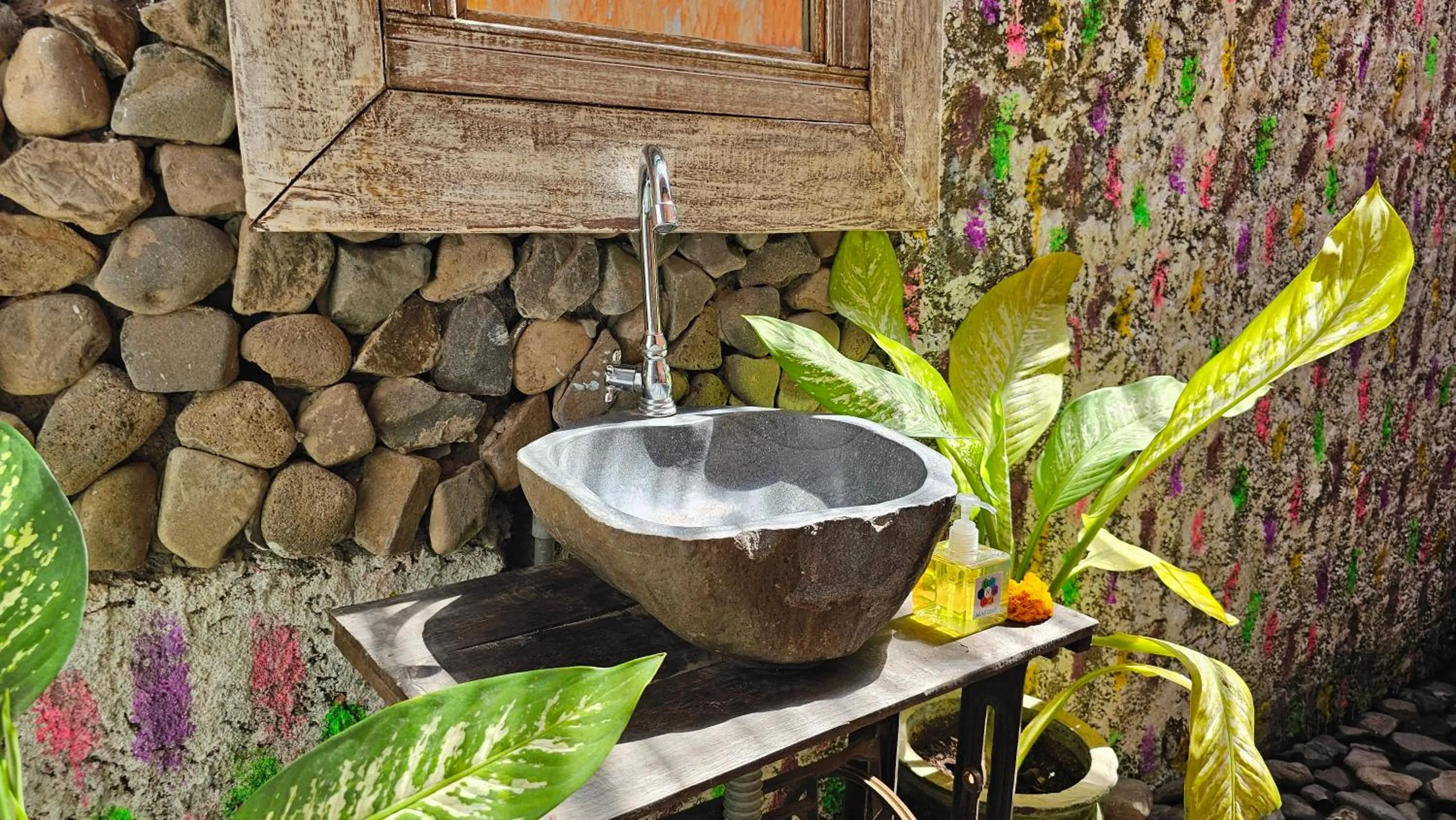 Bathroom in Lovina Loca