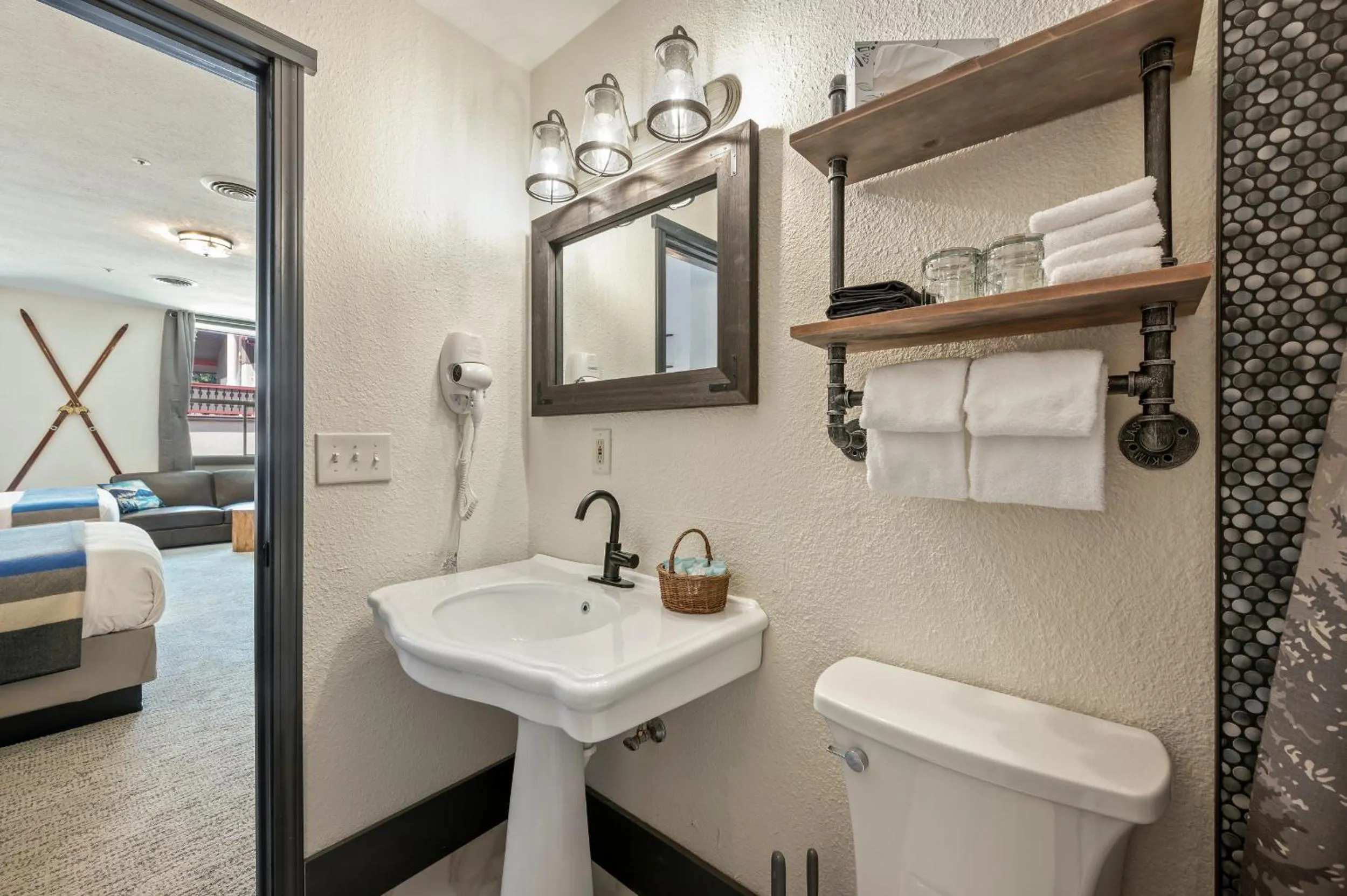 Bathroom in Hotel Leavenworth