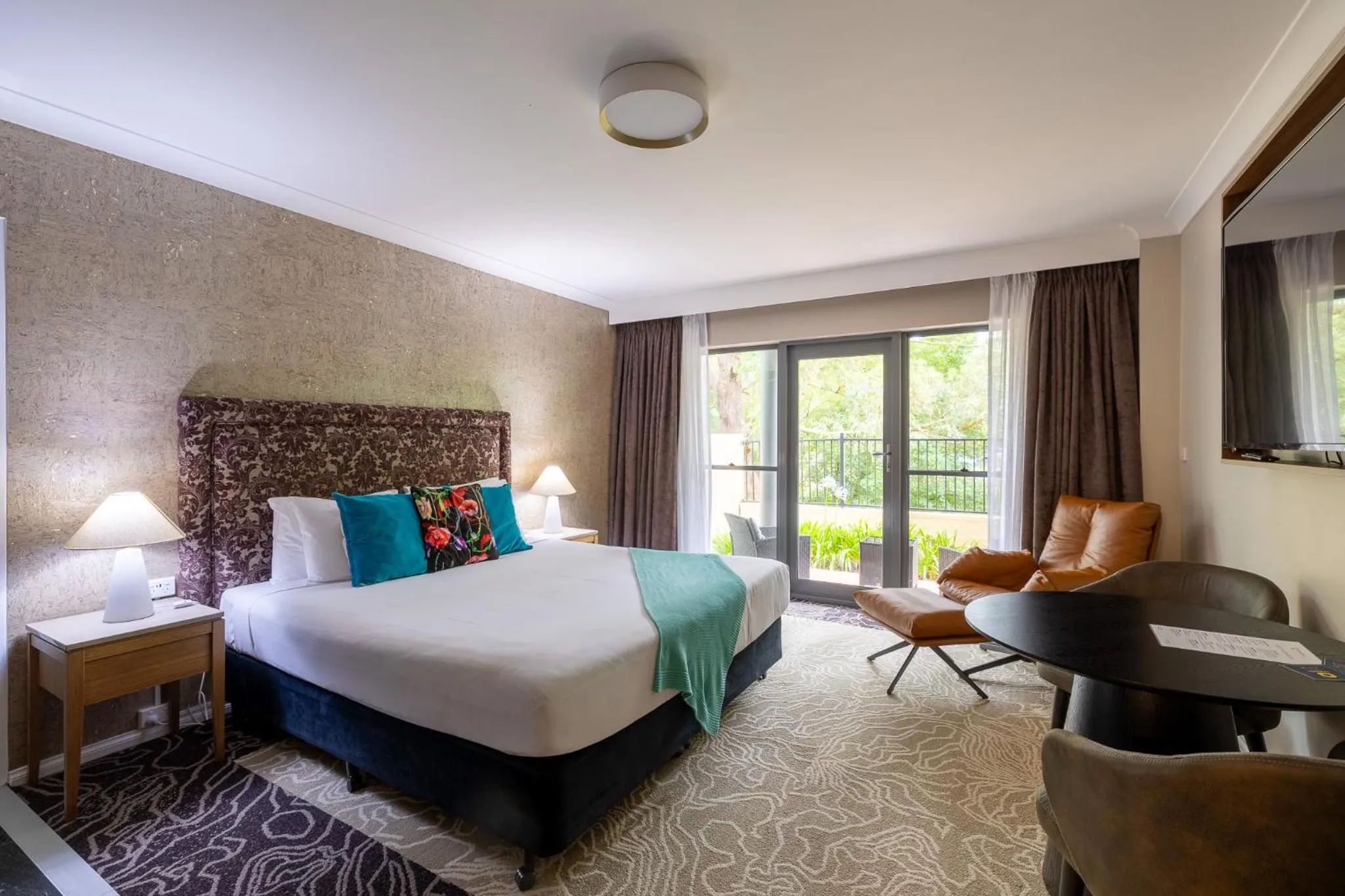 Bed in Mandala Signature Berry